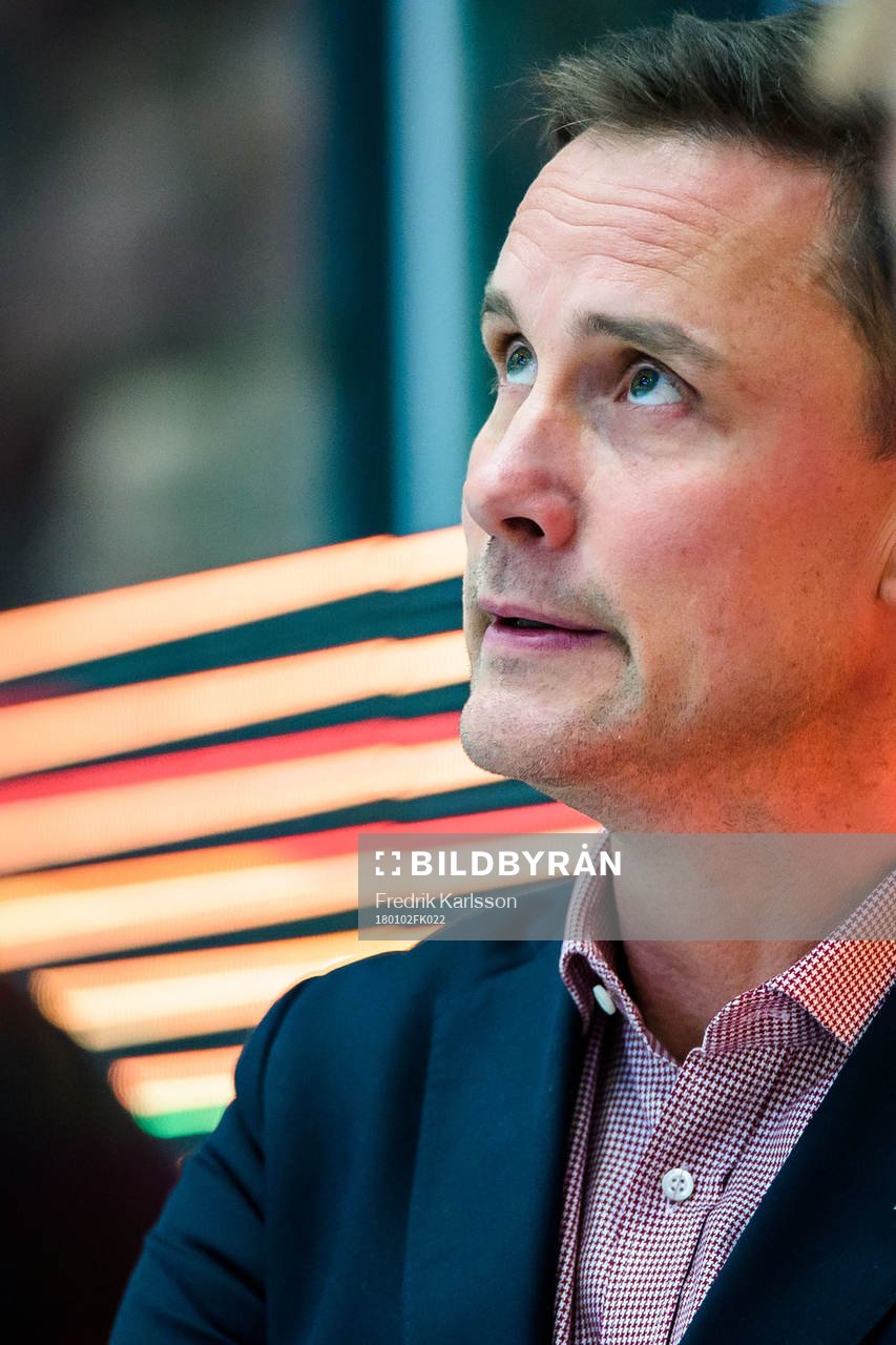 Frölundas tränare Roger Rönnberg deppar