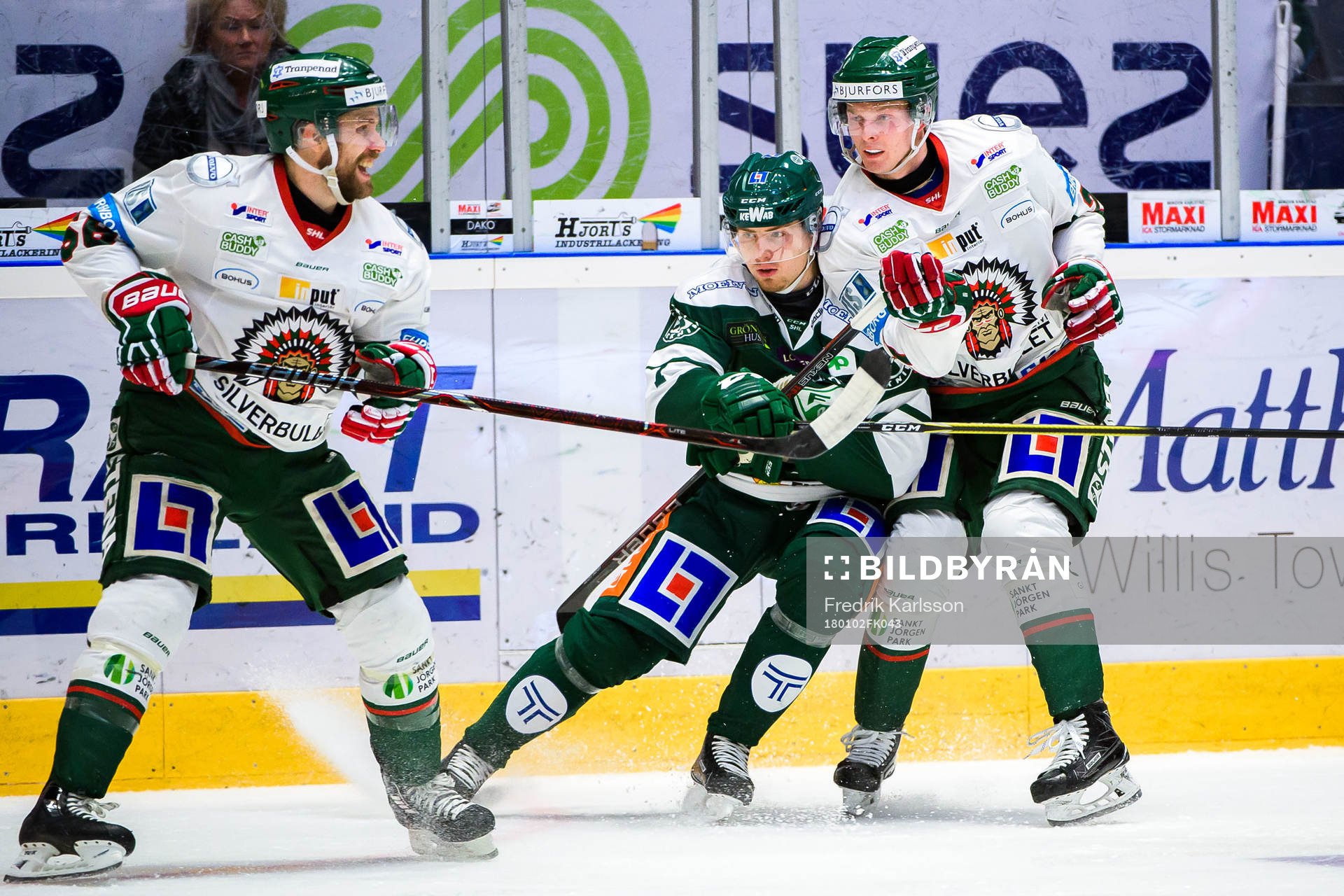 Frölundas Jonathan Sigalet, Färjestads Johan Ivarsson och