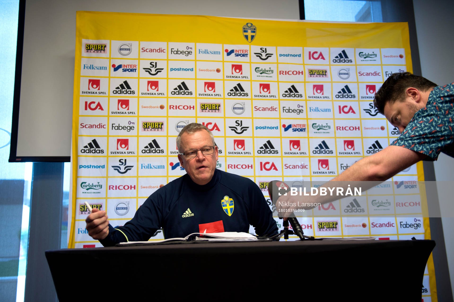 Sveriges förbundskapten Janne Andersson vid en presskonferens under det svenska fotbollslandslagets januariturné den 3 januari 2018 i Abu Dhabi.