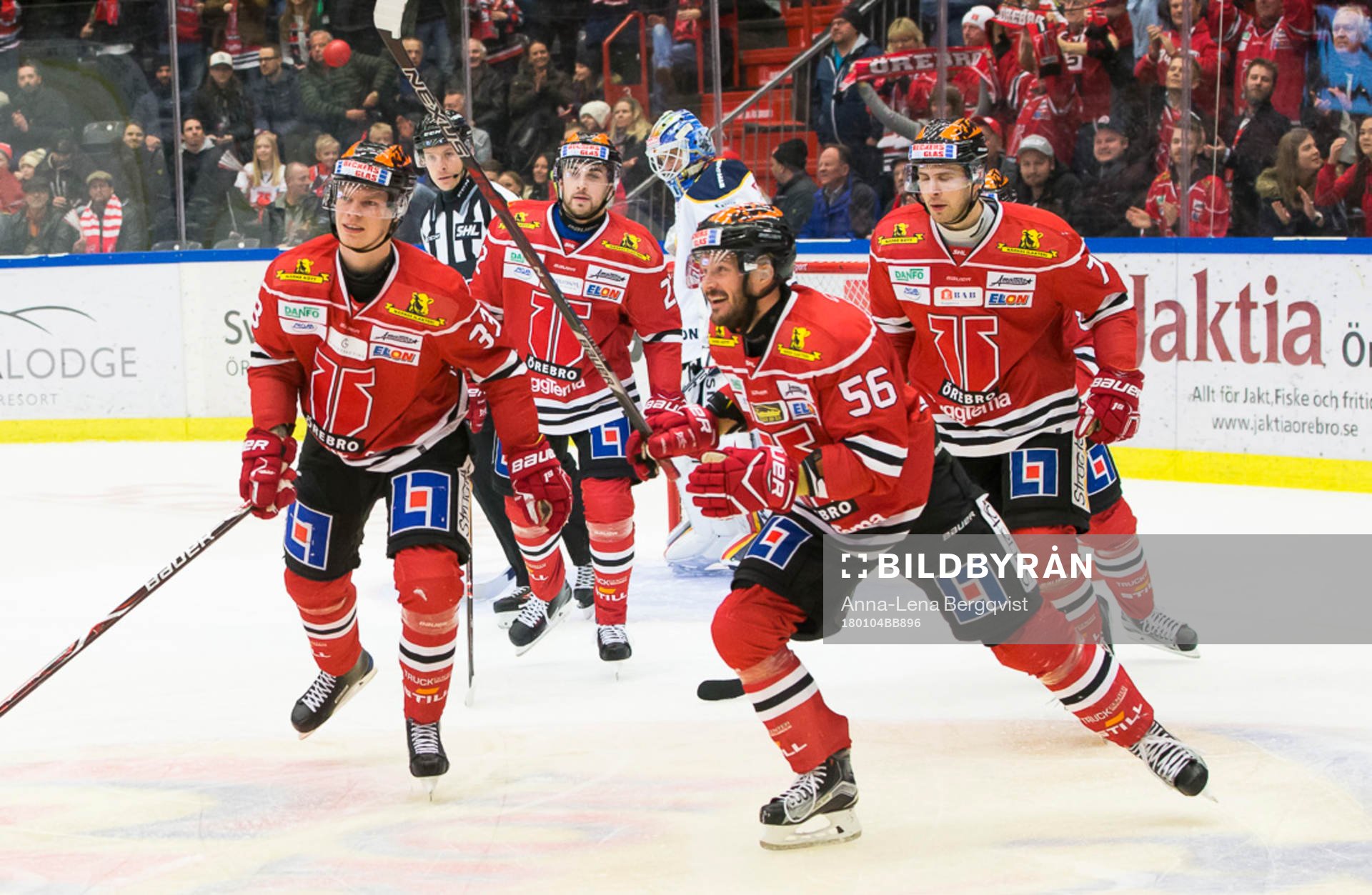 Örebros Johan Wiklander jublar
