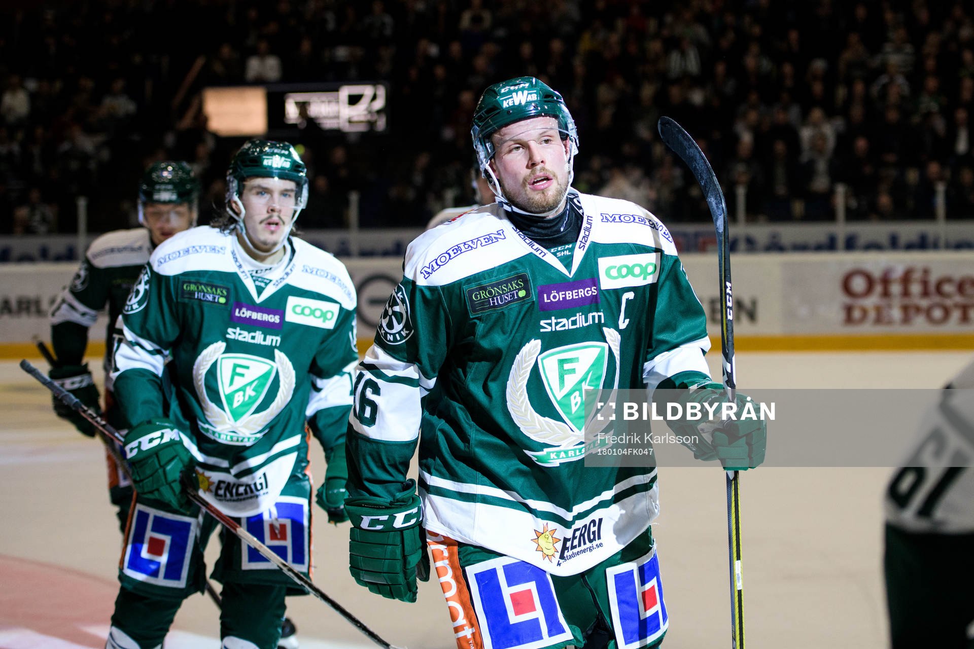 Färjestads Joakim Nygård och Alexander Johansson jublar