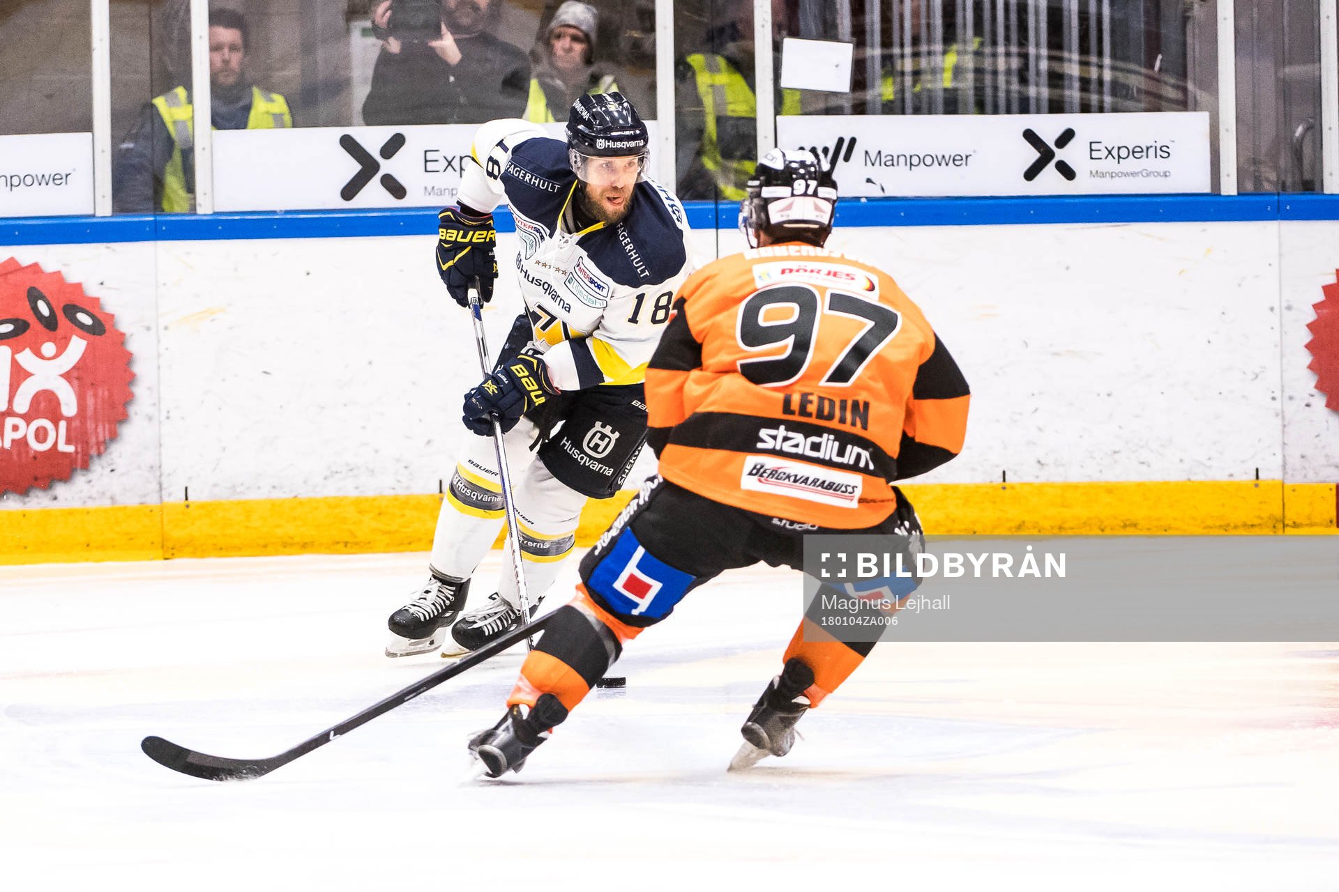s Topi Jaakola  och Karlskronas Per Ledin
