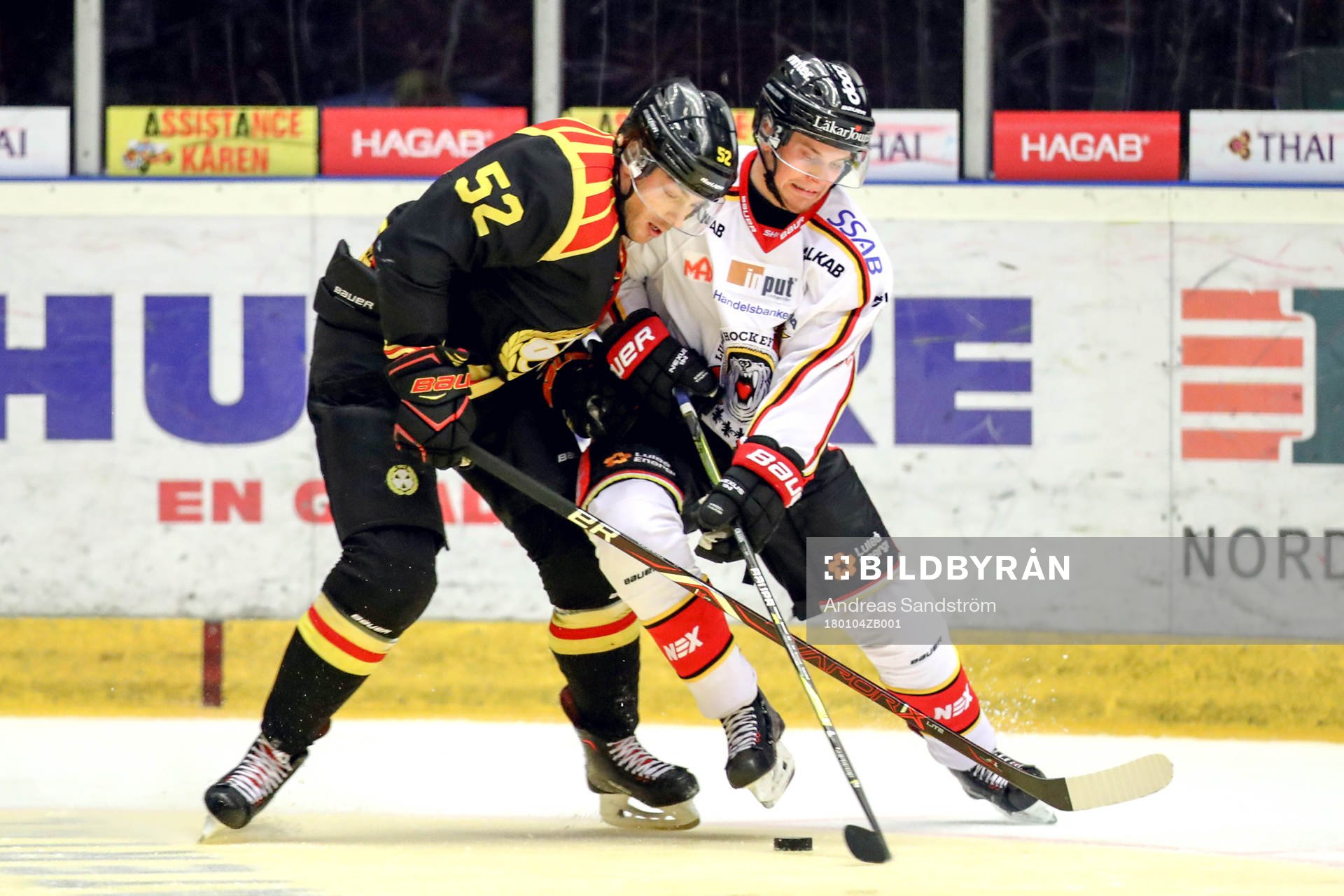 Brynäs Christopher Liljewall och Luleås Viktor Grahn