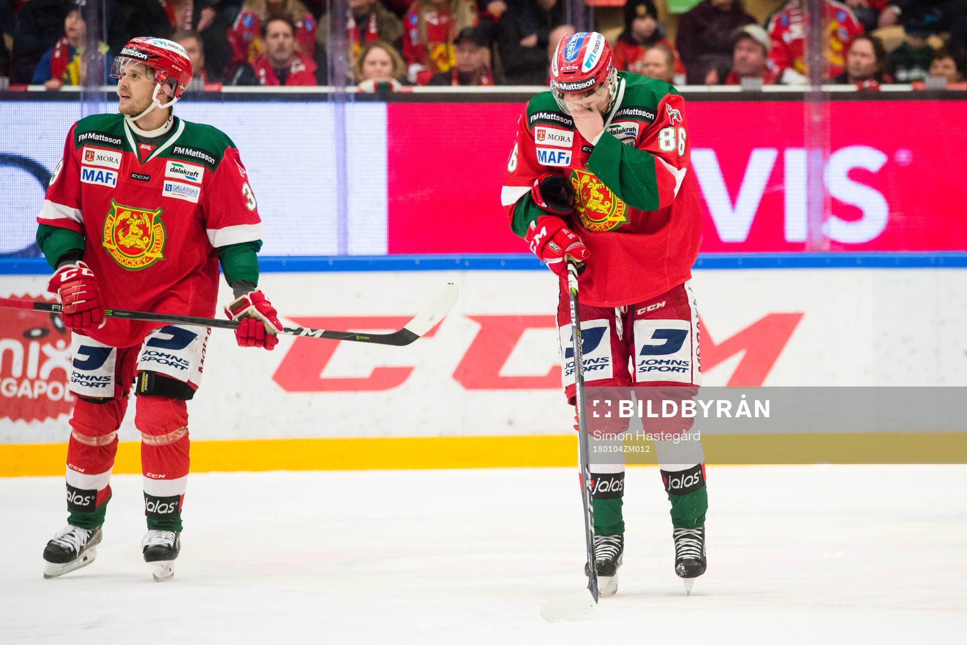 Moras Mathias Bromé har ont