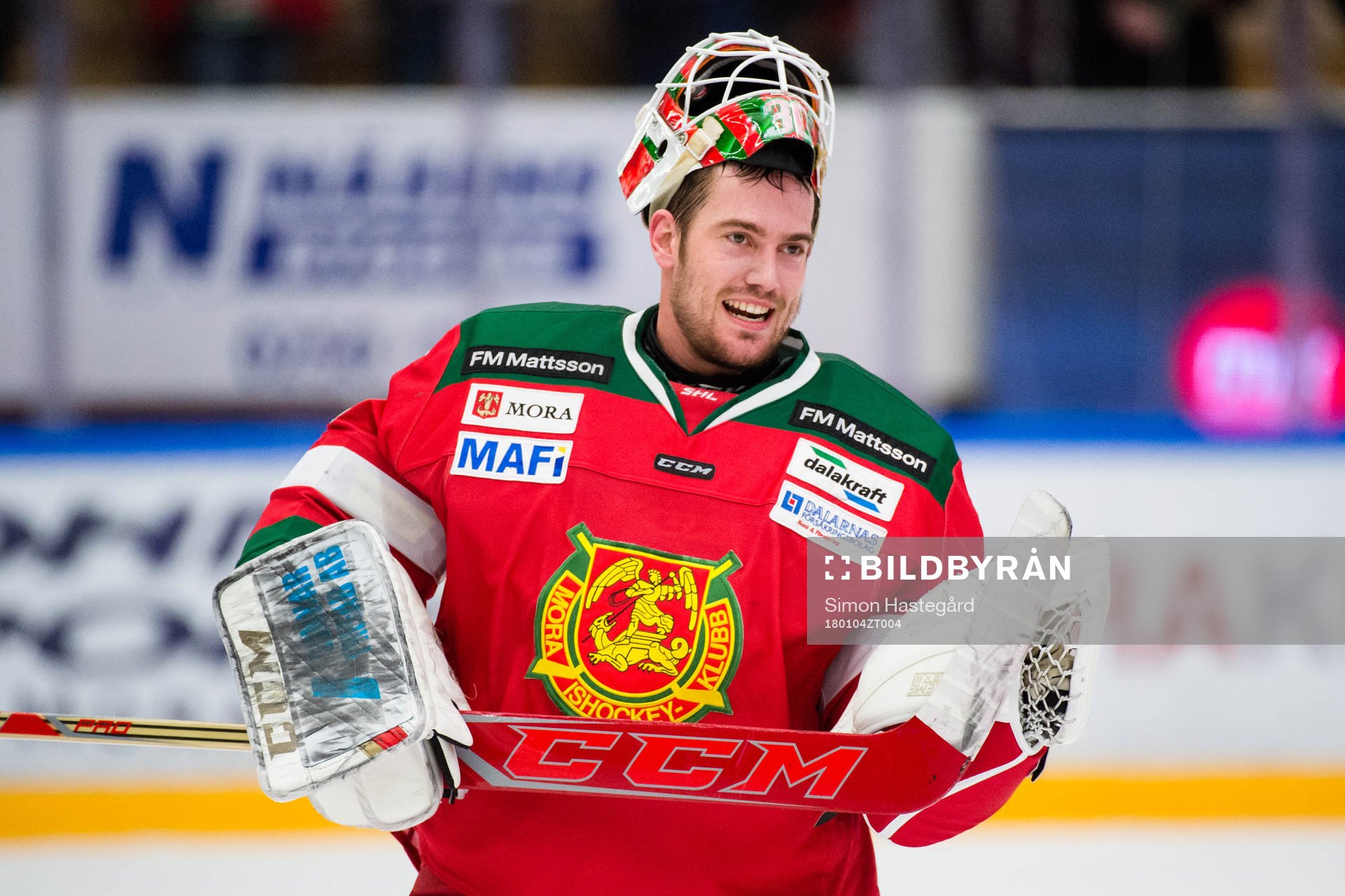 Moras målvakt Mattias Pettersson jublar