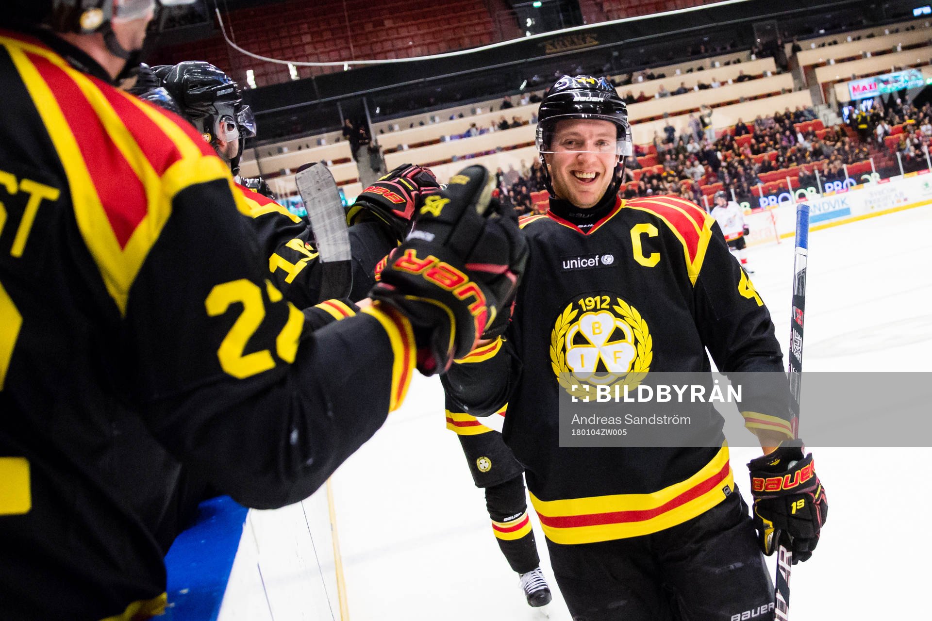 Brynäs Jacob Blomqvist jublar