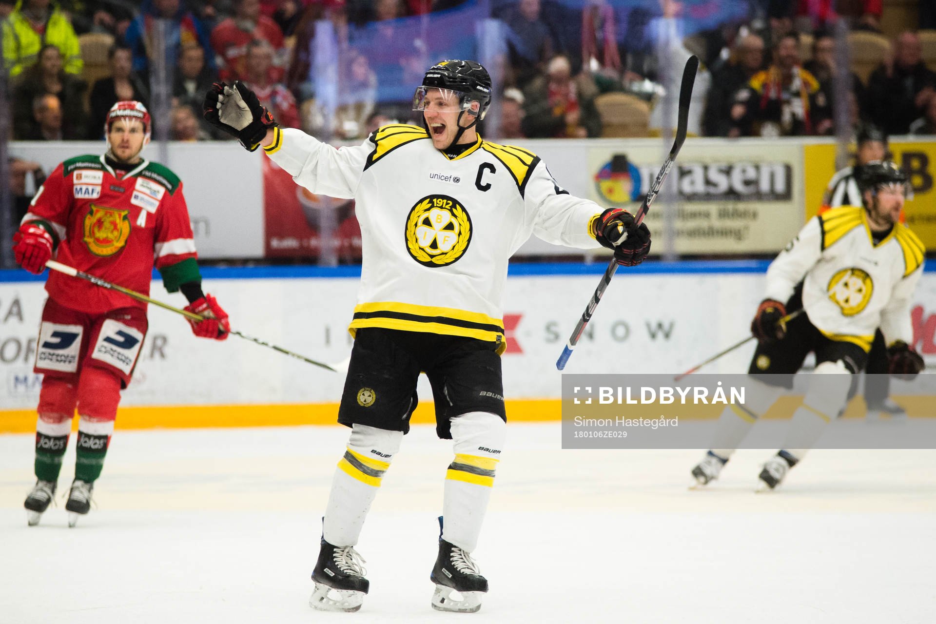 Brynäs Jacob Blomqvist jublar