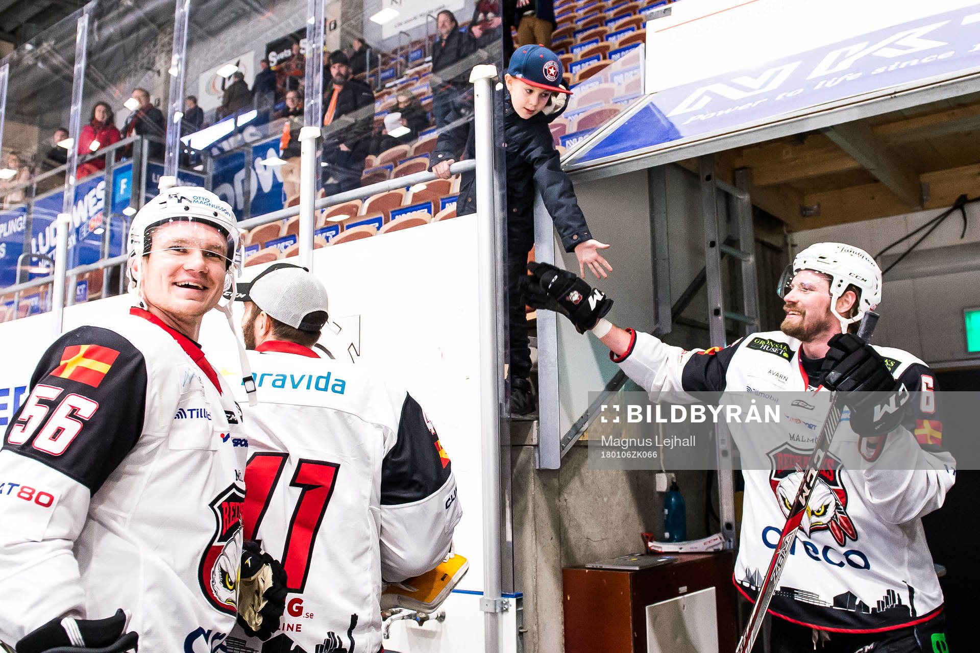 Malmö Redhawks Tobias Ekberg   jublar och Stefan Warg