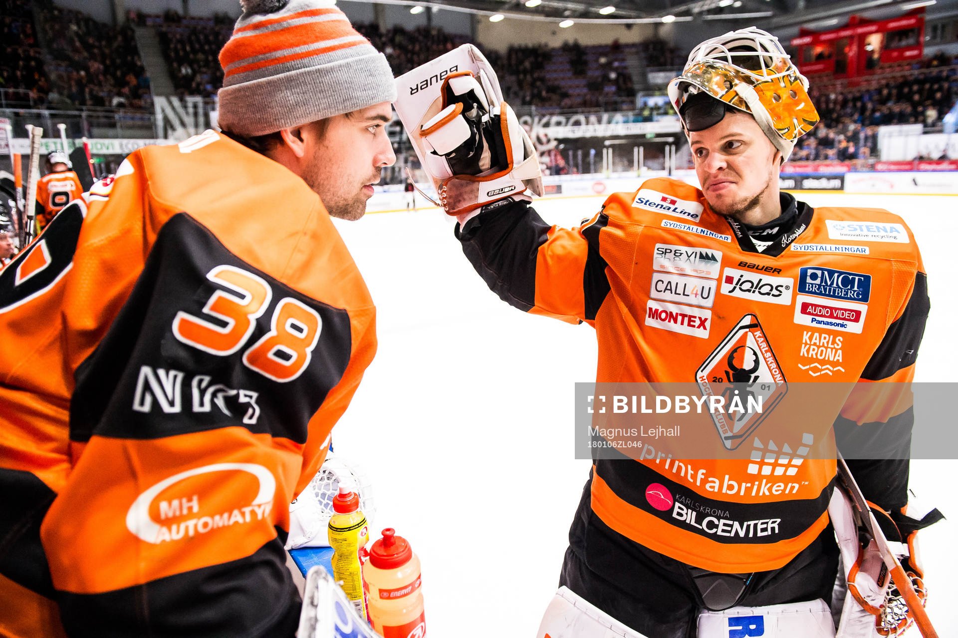Karlskronas målvakt Johannes Jönsson  och Karlskronas