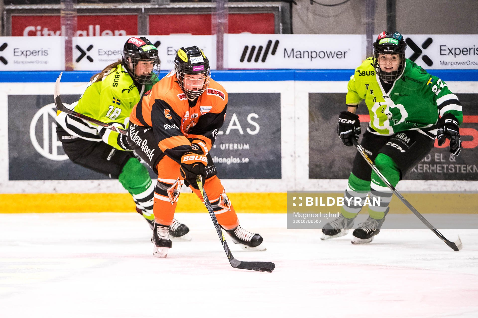 Trollhättans Linnéa Pettersson-Dove, Karlskronas Jeanette