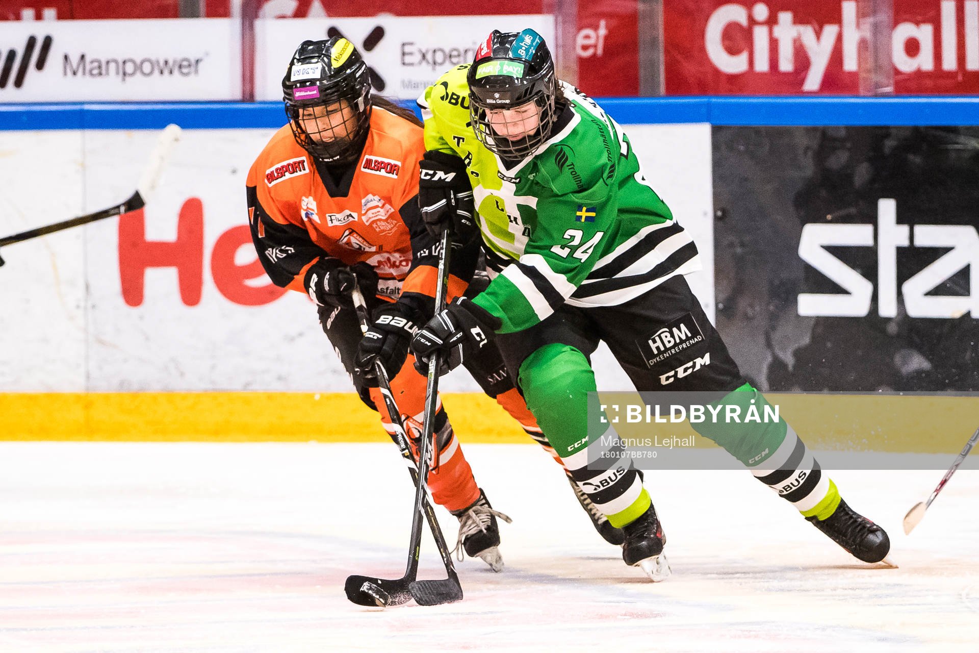 Trollhättans Elvira Svensson och Karlskronas Vanessa