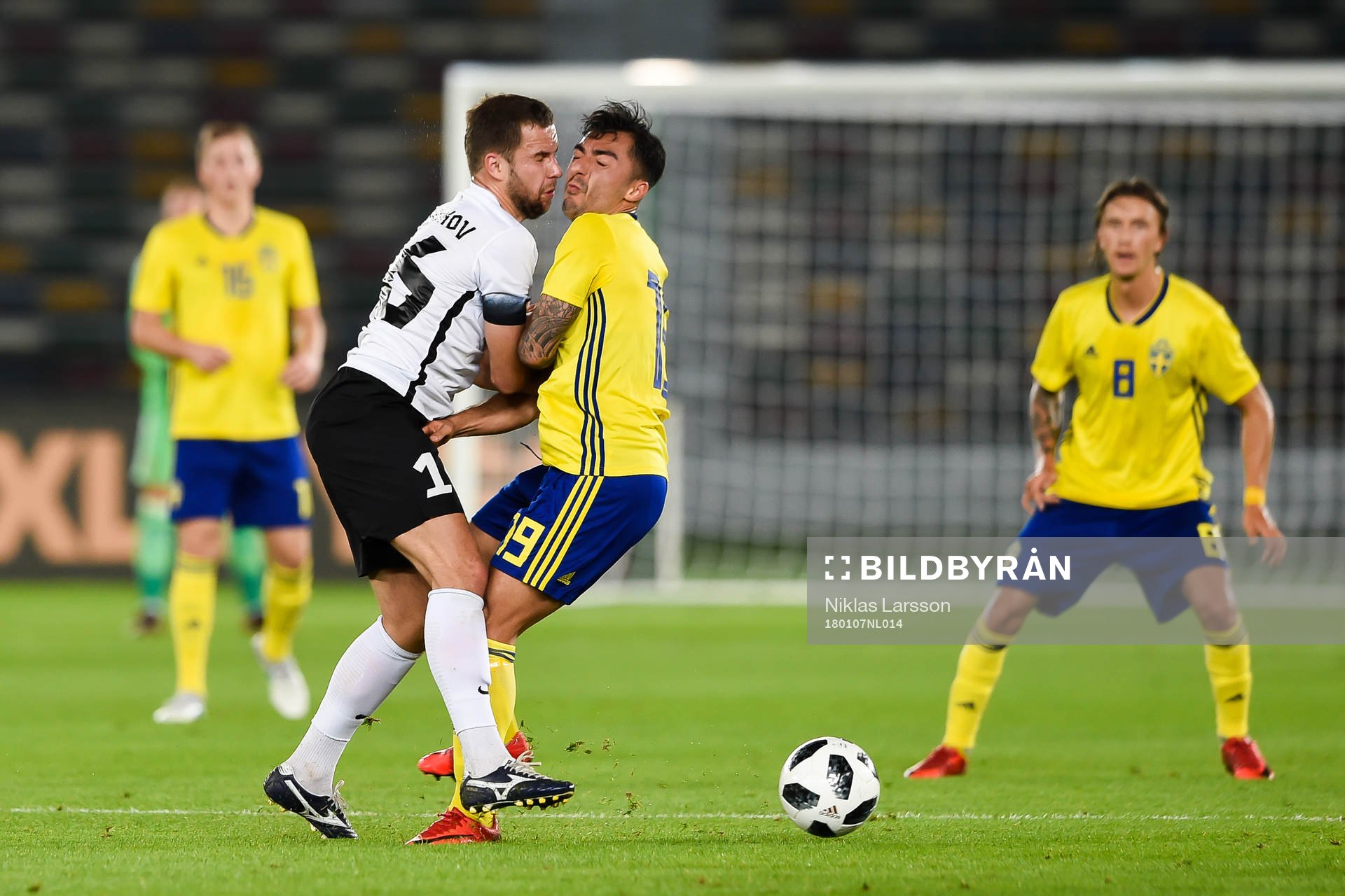 Estlands Sergei Mosnikov och Sveriges Jiloan Hamad