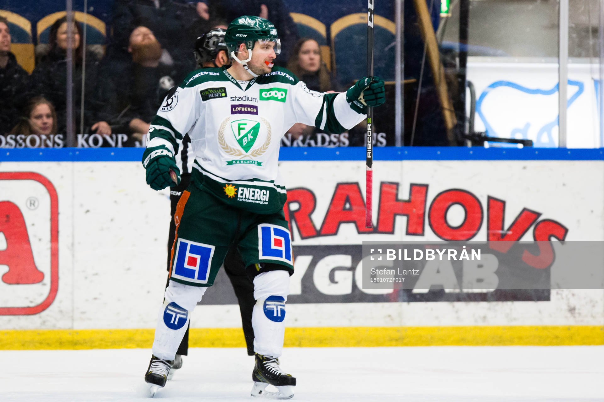 Färjestads Mikael Wikstrand jublar