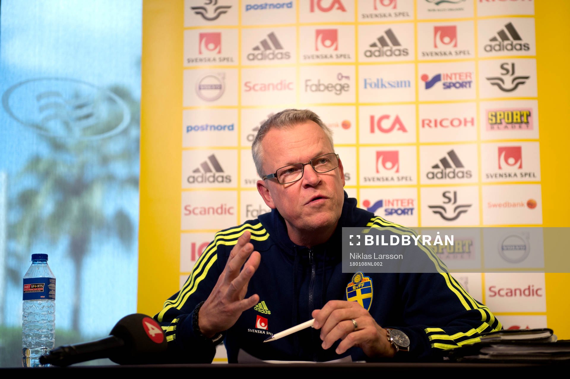 Sveriges förbundskapten Janne Andersson vid en presskonferens under det svenska fotbollslandslagets januariturné den 8 januari 2018 i Abu Dhabi.