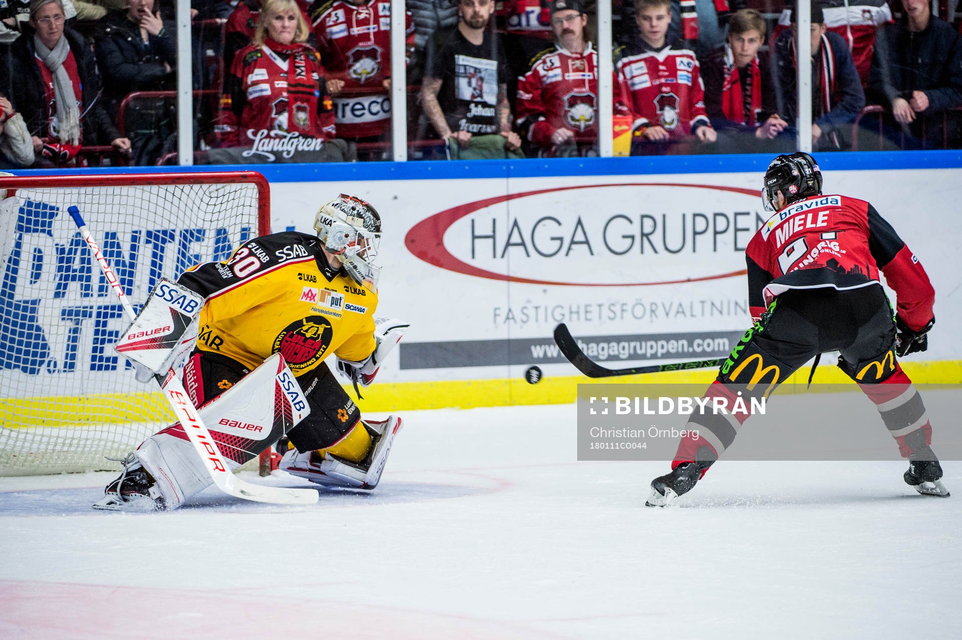 Malmö Redhawks Andy Miele missar straff på Luleås
