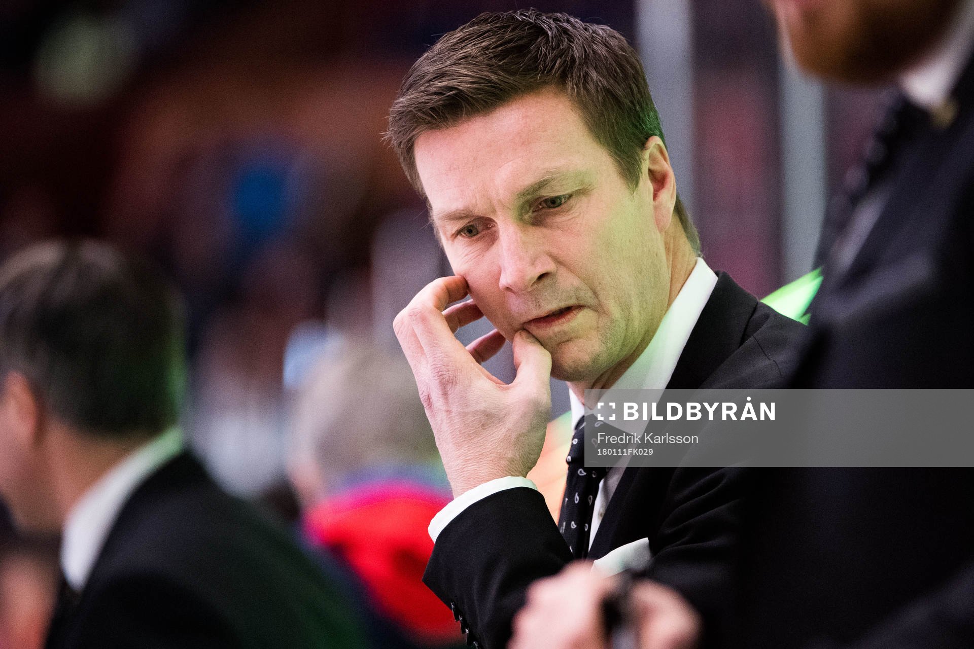 Färjestads tränare Johan Pennerborn deppar