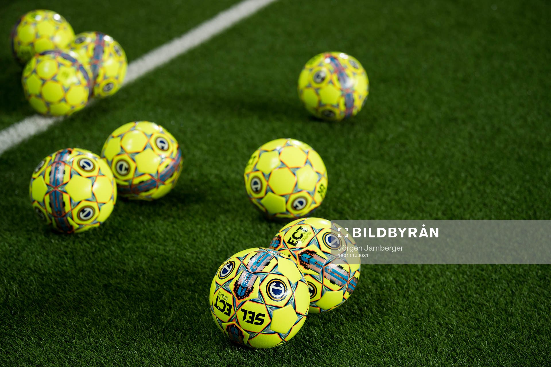 Den officiella allsvenska fotbollen