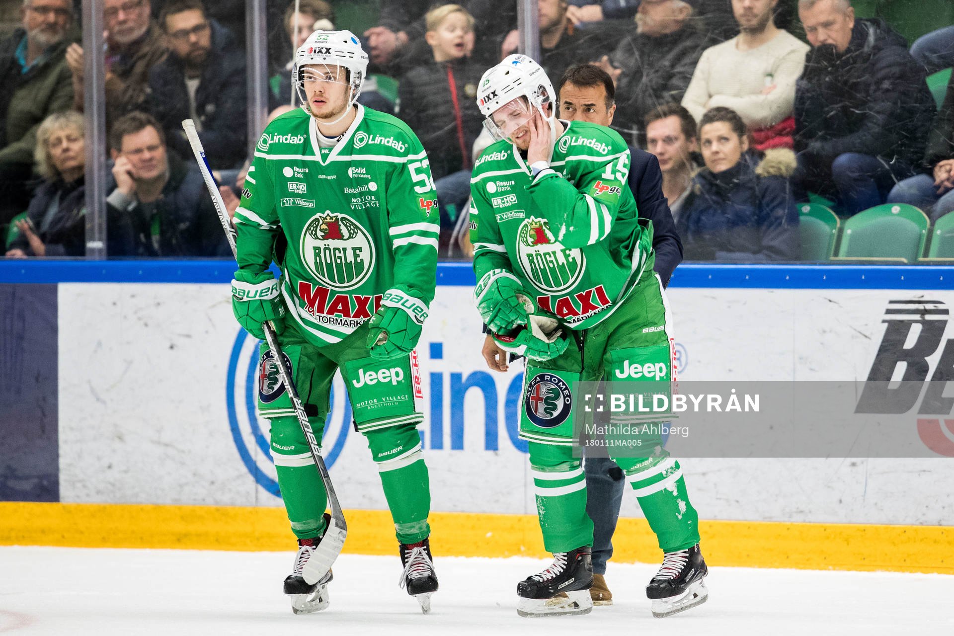 Rögles Lucas Elvenes och Simon Ryfors grimaserar