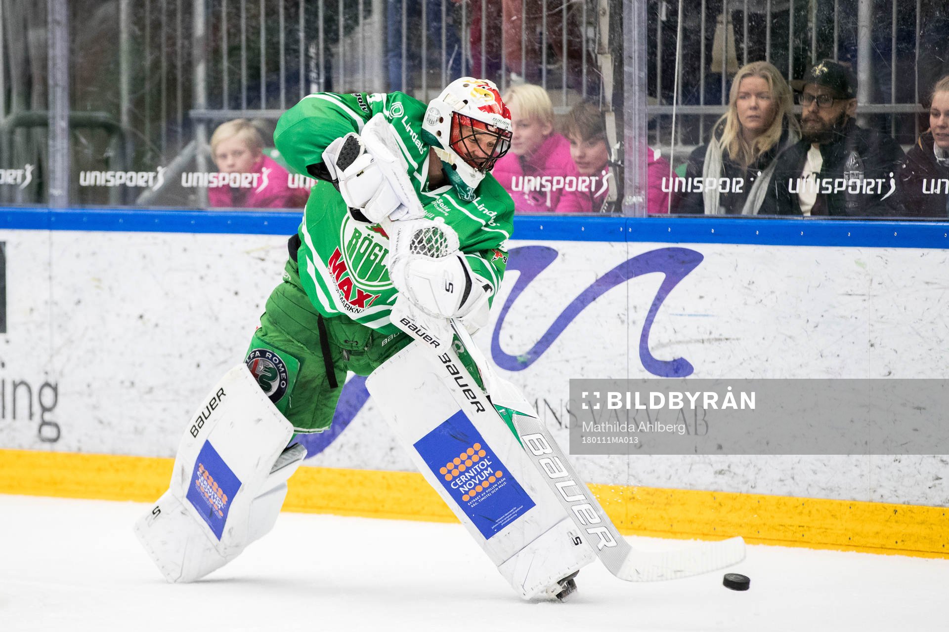 Rögles målvakt Justin Pogge