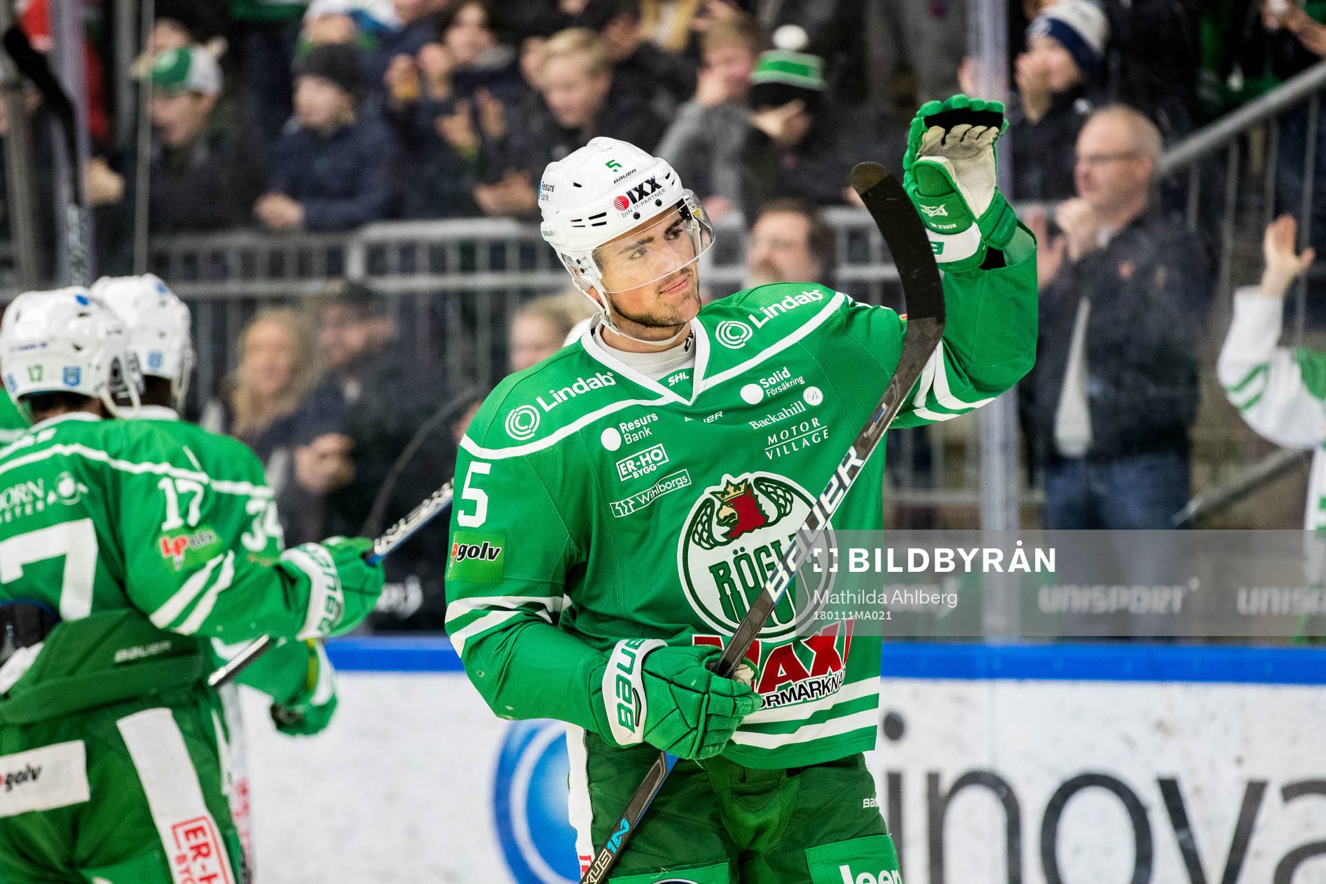 Rögles Alen Bibic tackar publiken