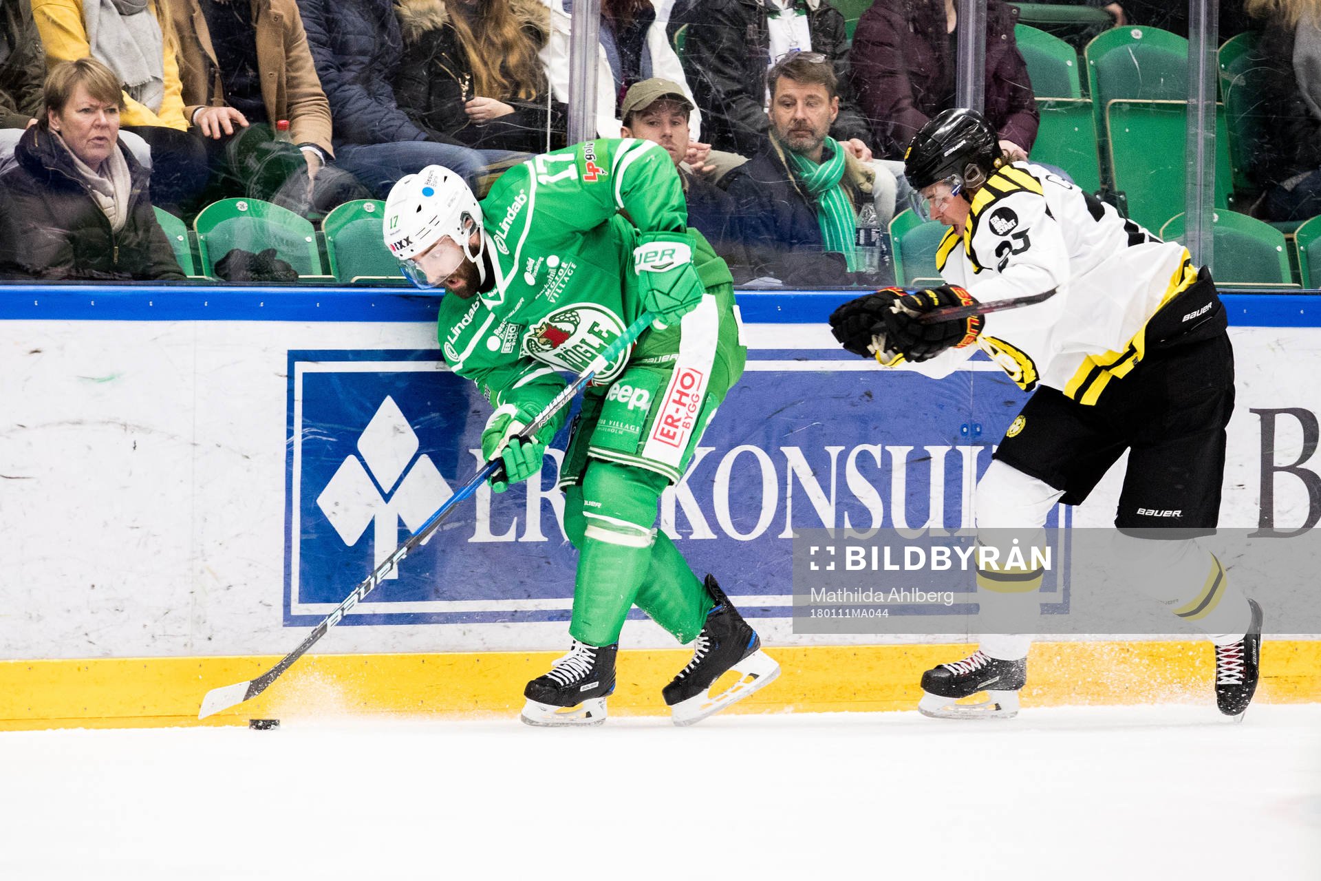 Rögles Taylor Matson och Brynäs Lucas Carlsson