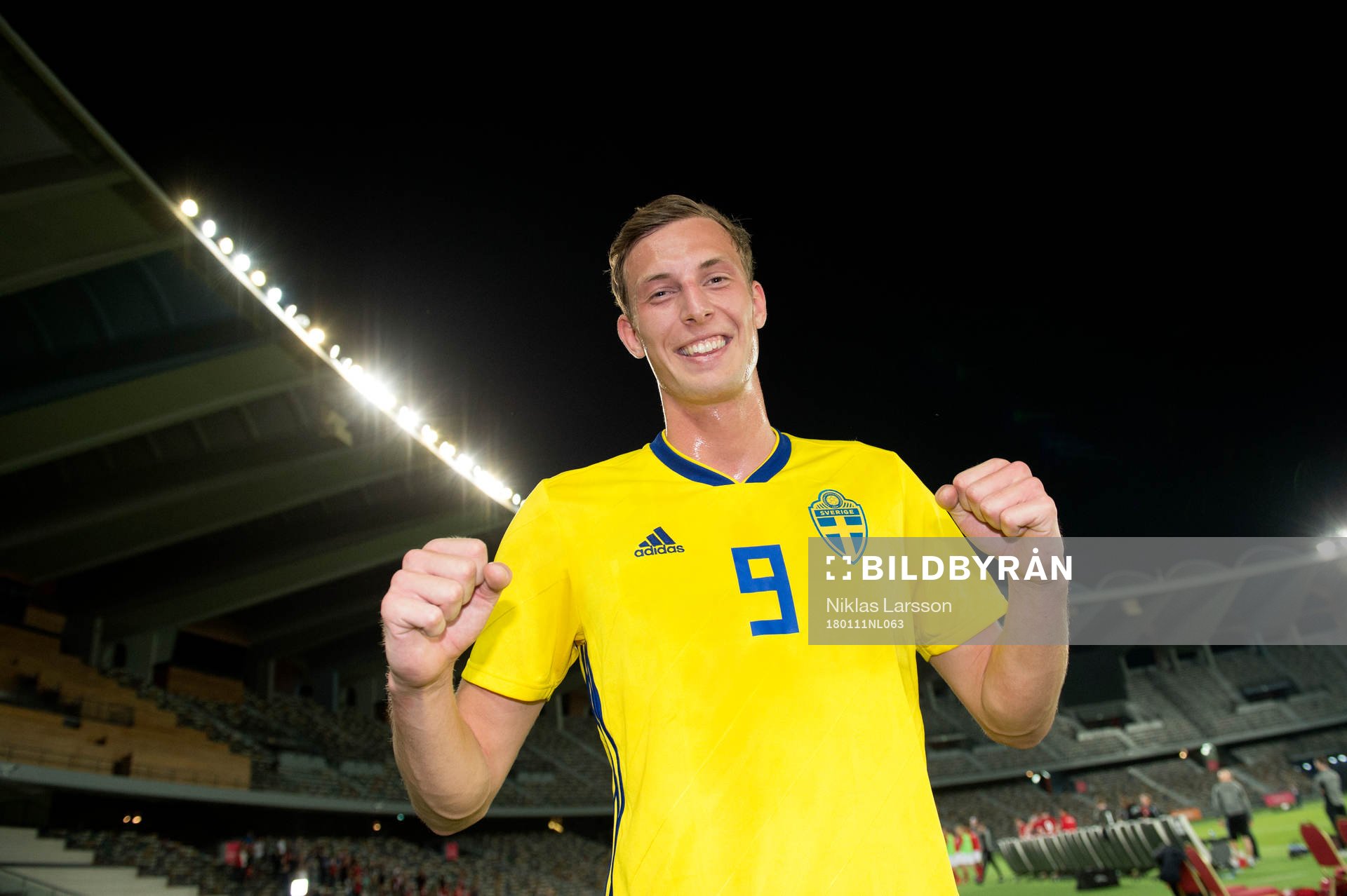 Sveriges Gustaf Nilsson jublar efter en landskamp mellan Sverige och Danmark på det svenska fotbollslandslagets januariturné den 11 januari 2018 i Abu Dhabi.