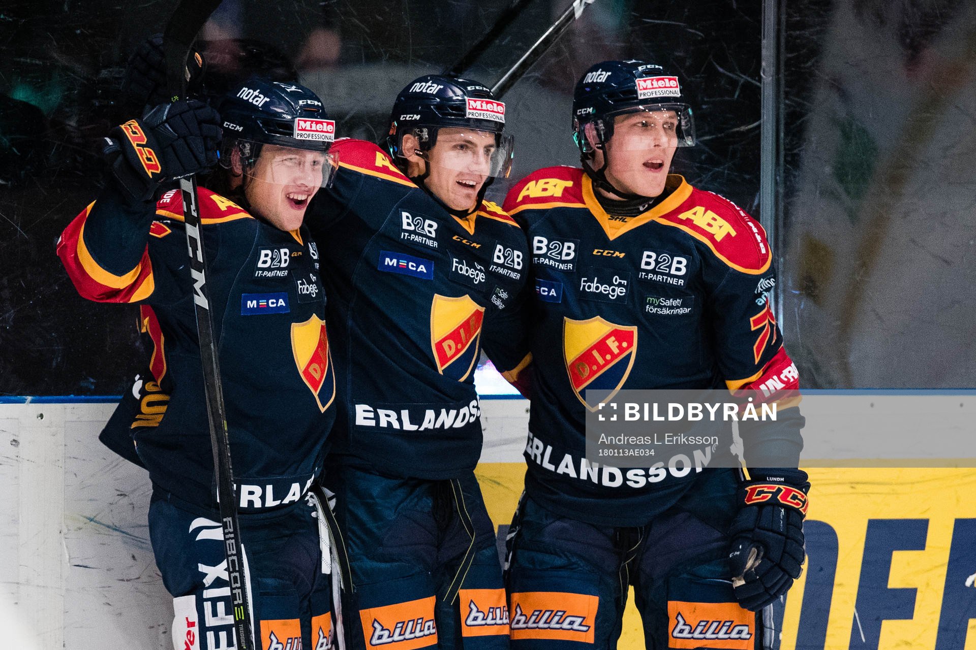 Djurgårdens Jesper Pettersson och Patrik Lundh jublar