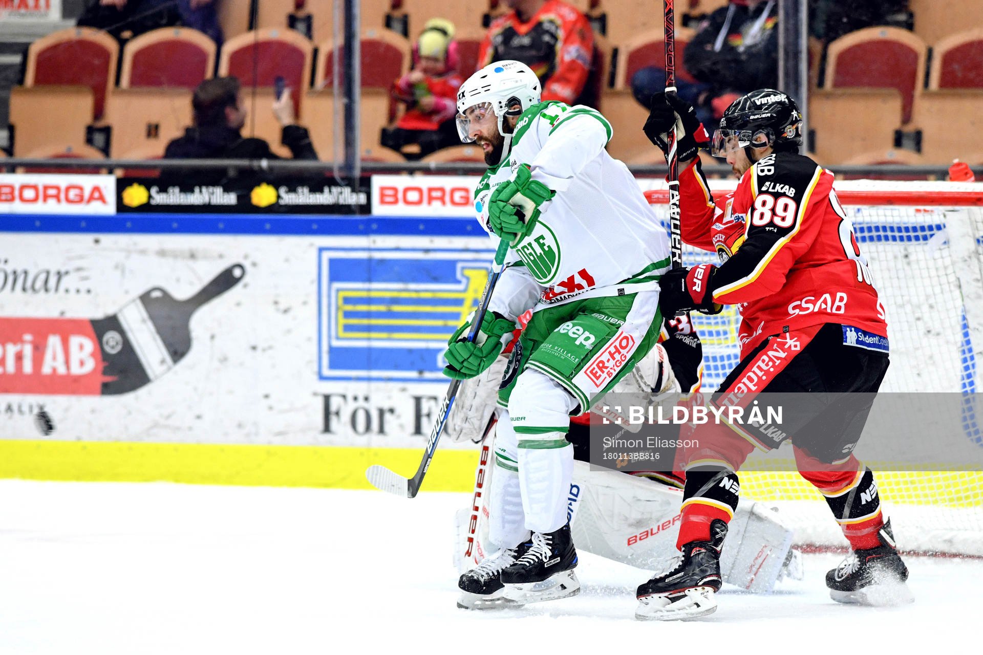 Rögles Jack Connolly och Luleås Ryan Johnston