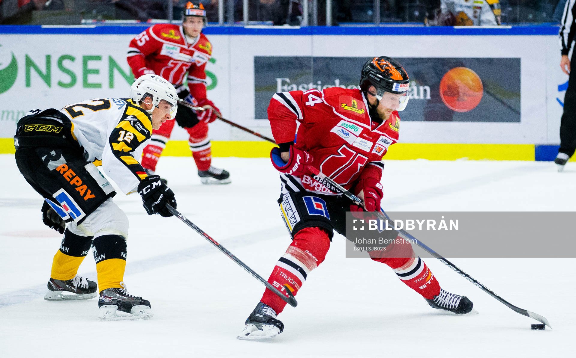 Skellefteås Adam Pettersson och Örebros Tom Wandell