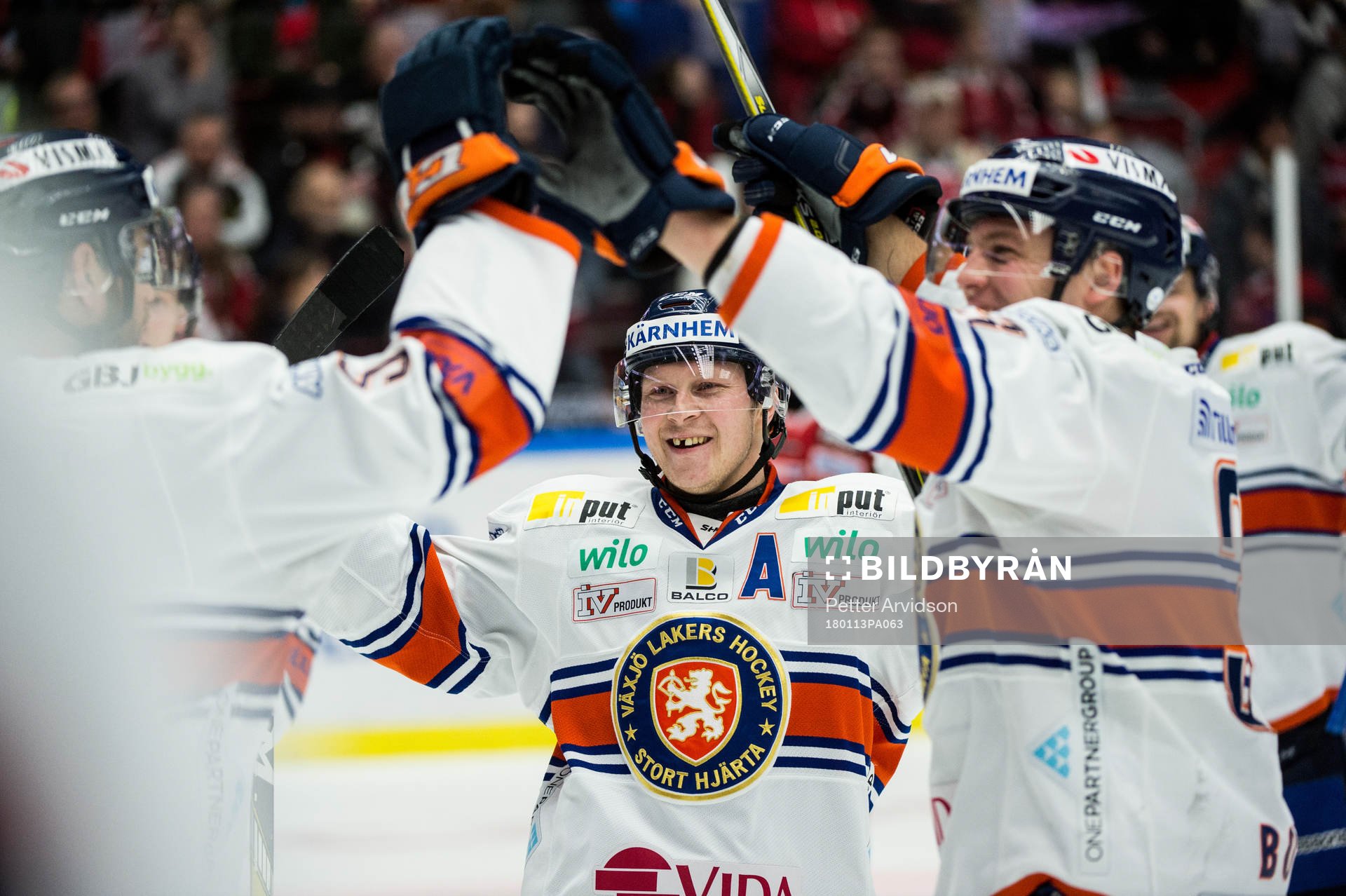 Växjös Tuomas Kiiskinen jublar