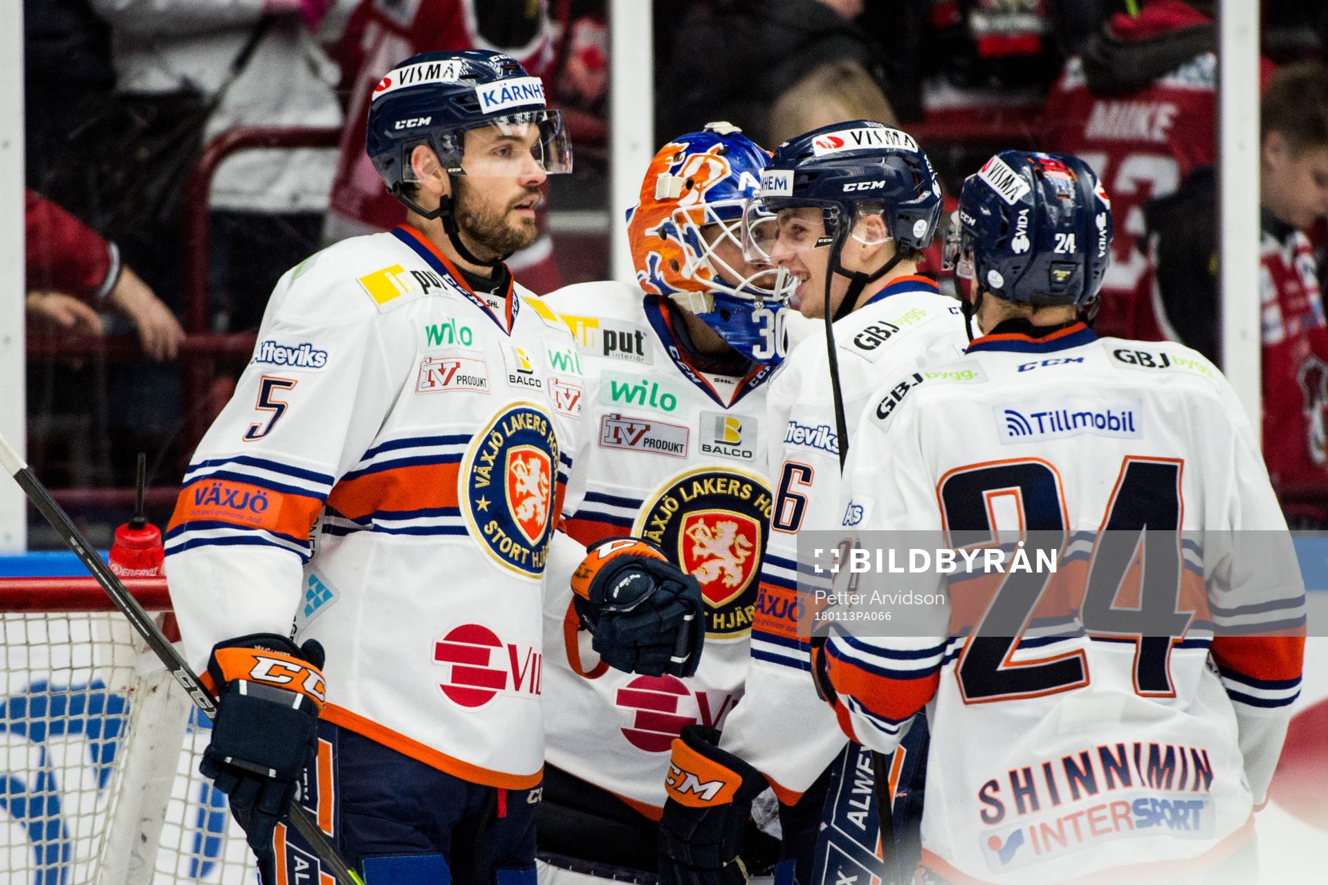 Växjös Noah Welch och Linus Högberg jublar med målvakt