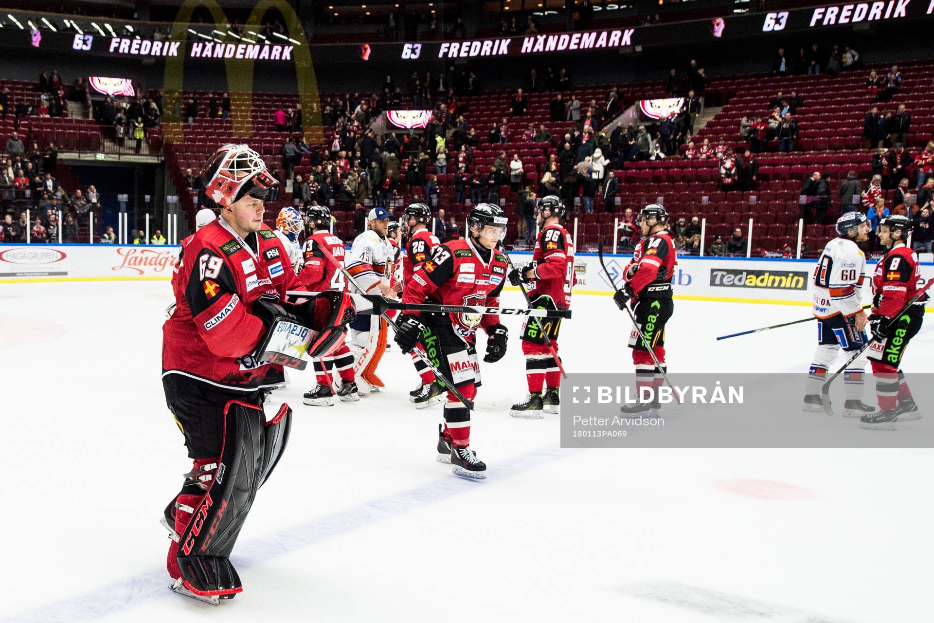 Malmö Redhawks målvakt Oscar Alsenfelt deppar