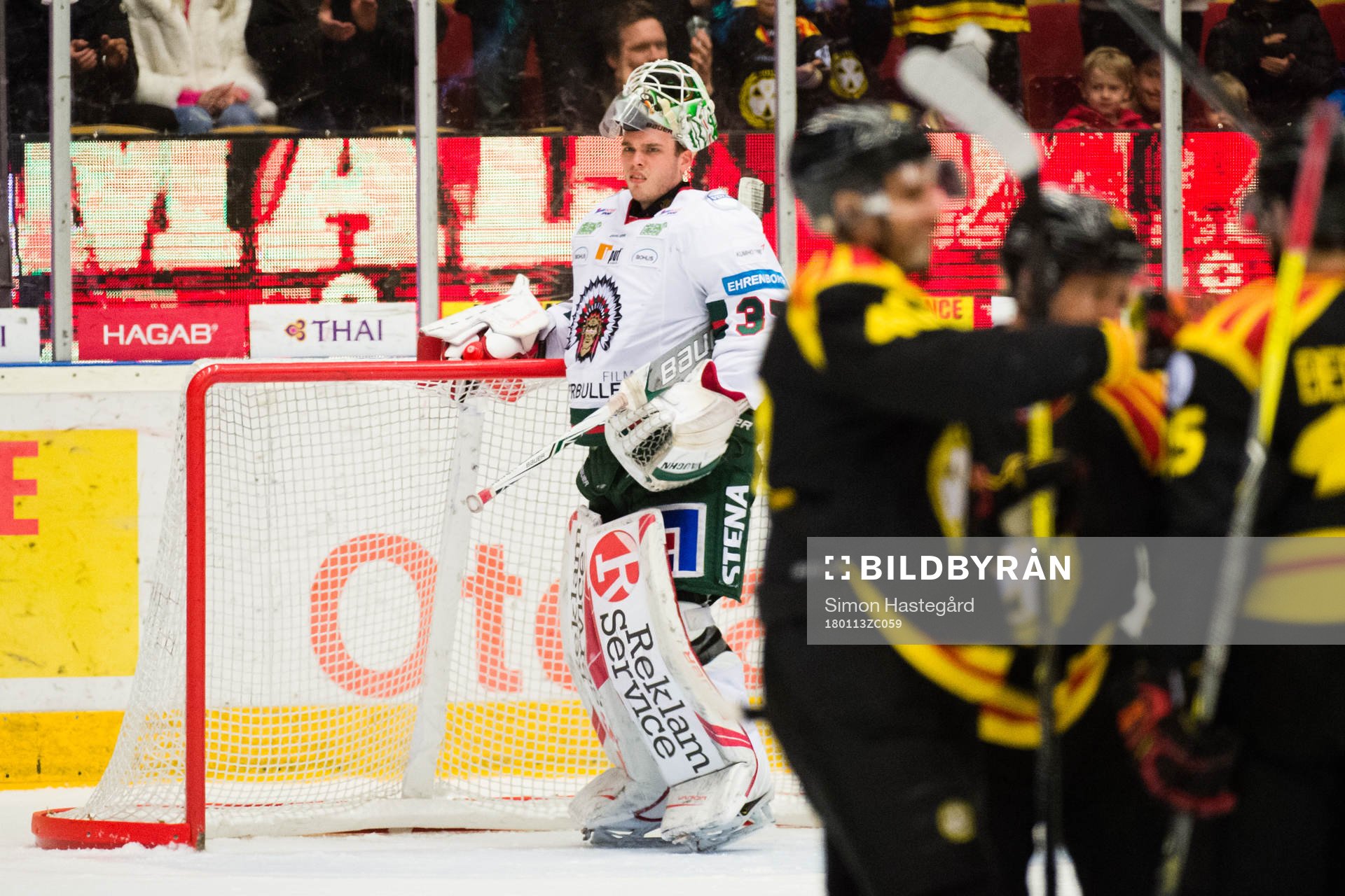 Frölundas målvakt Johan Gustafsson deppar