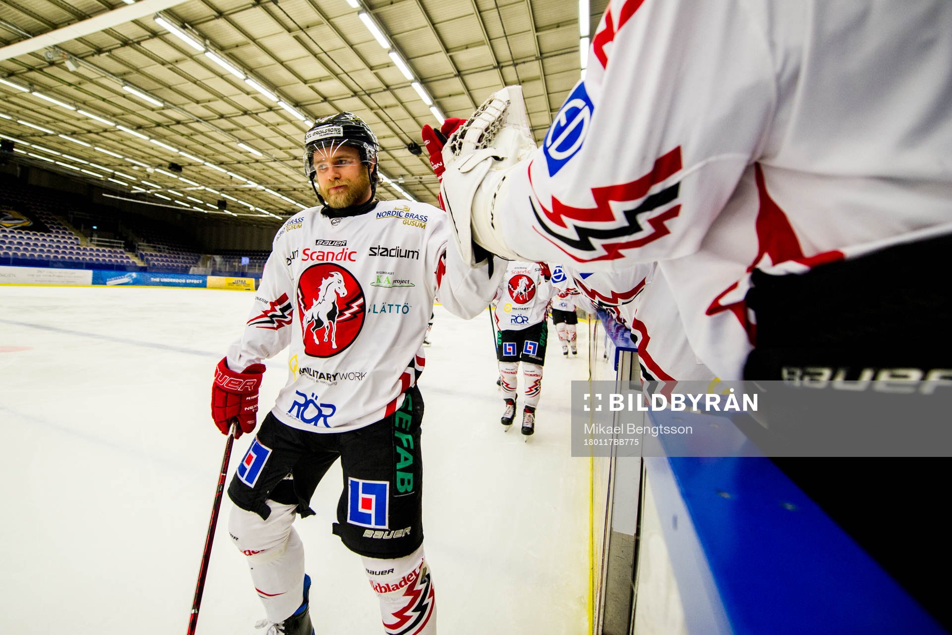 Vita Hästens Alexander Pettersson jublar