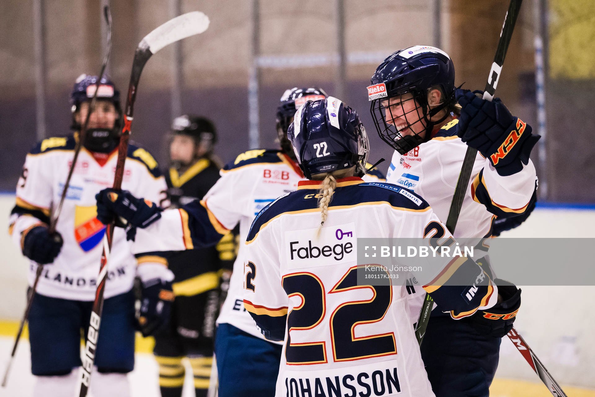 Djurgårdens Elin Johansson jublar