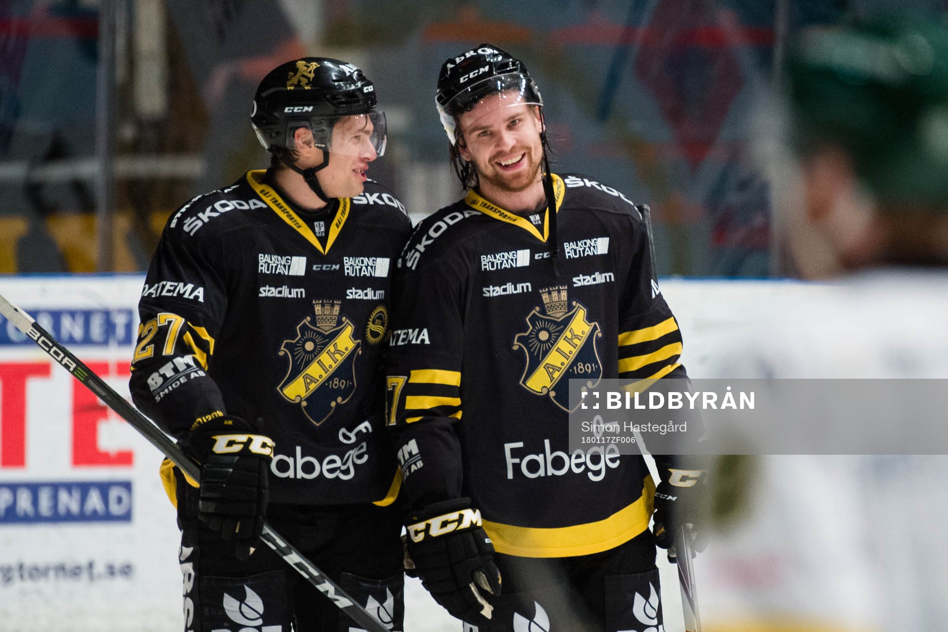 s Eric Castonguay och Eric Norin jublar
