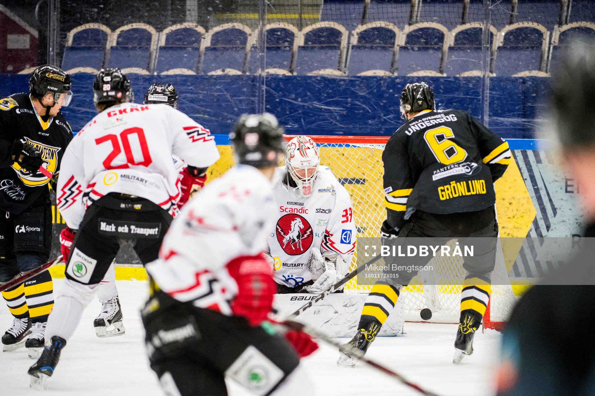 Panterns Anders Grönlund gör 4-2 målet