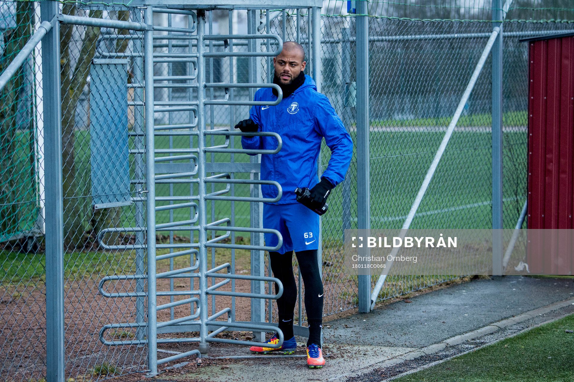Salif Camara Jönsson lämnar träningen i förtid