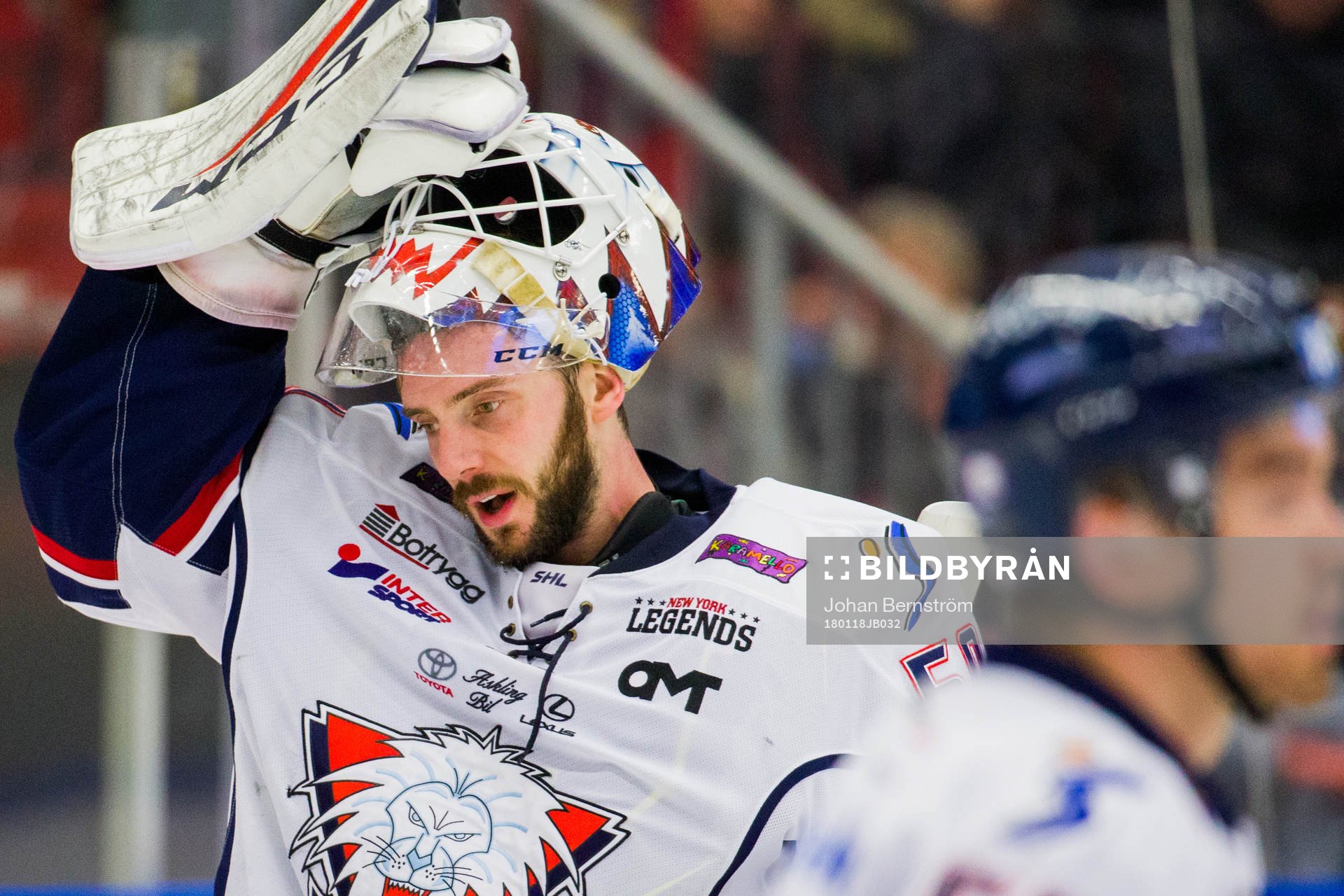 Linköpings målvakt Jonas Gustavsson deppar