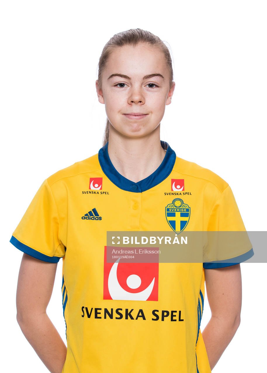Elin Nilsson i F19/99-landslaget