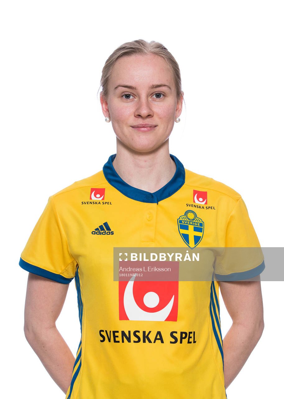 Jenny Stadin i F19/99-landslaget