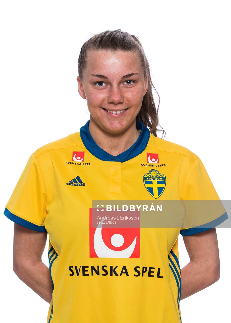 Ebba Hed i F19/99-landslaget