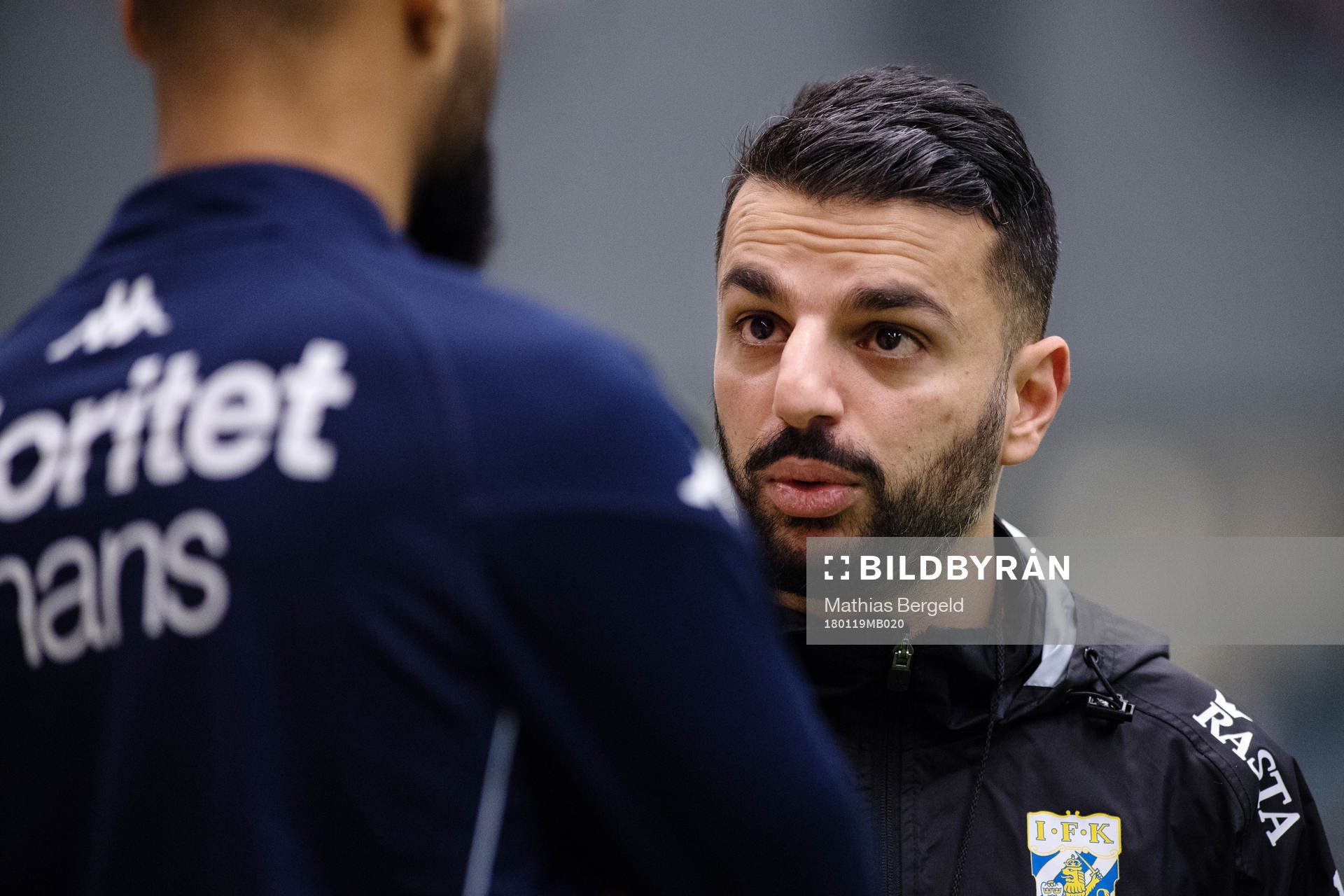 Tränare Poya Asbaghi