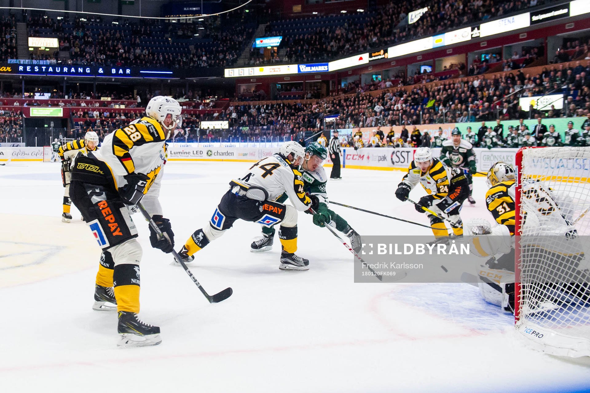 Skellefteås Morgan Ellis och Färjestads Joakim Nygård i