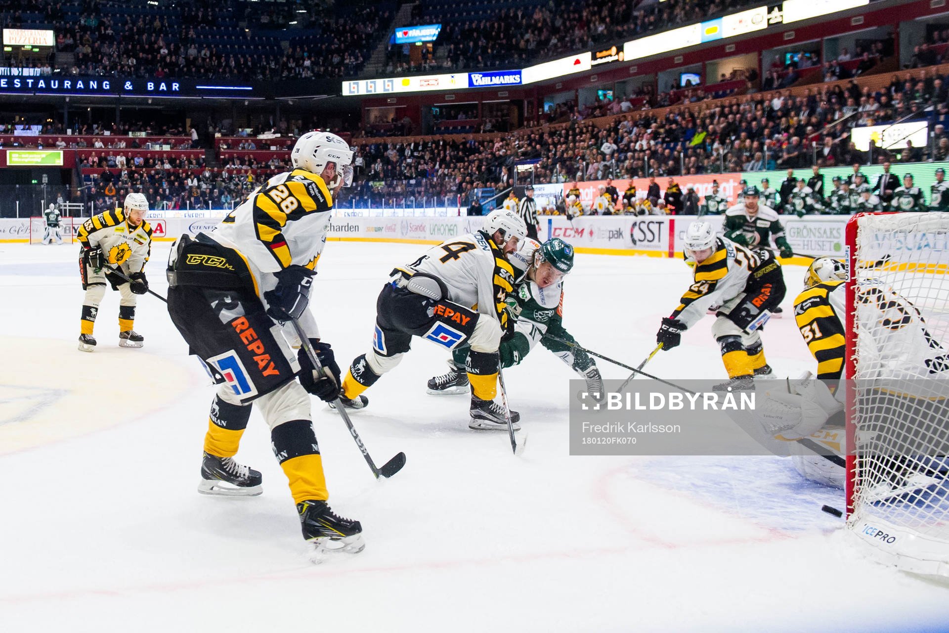 Skellefteås Morgan Ellis och Färjestads Joakim Nygård i