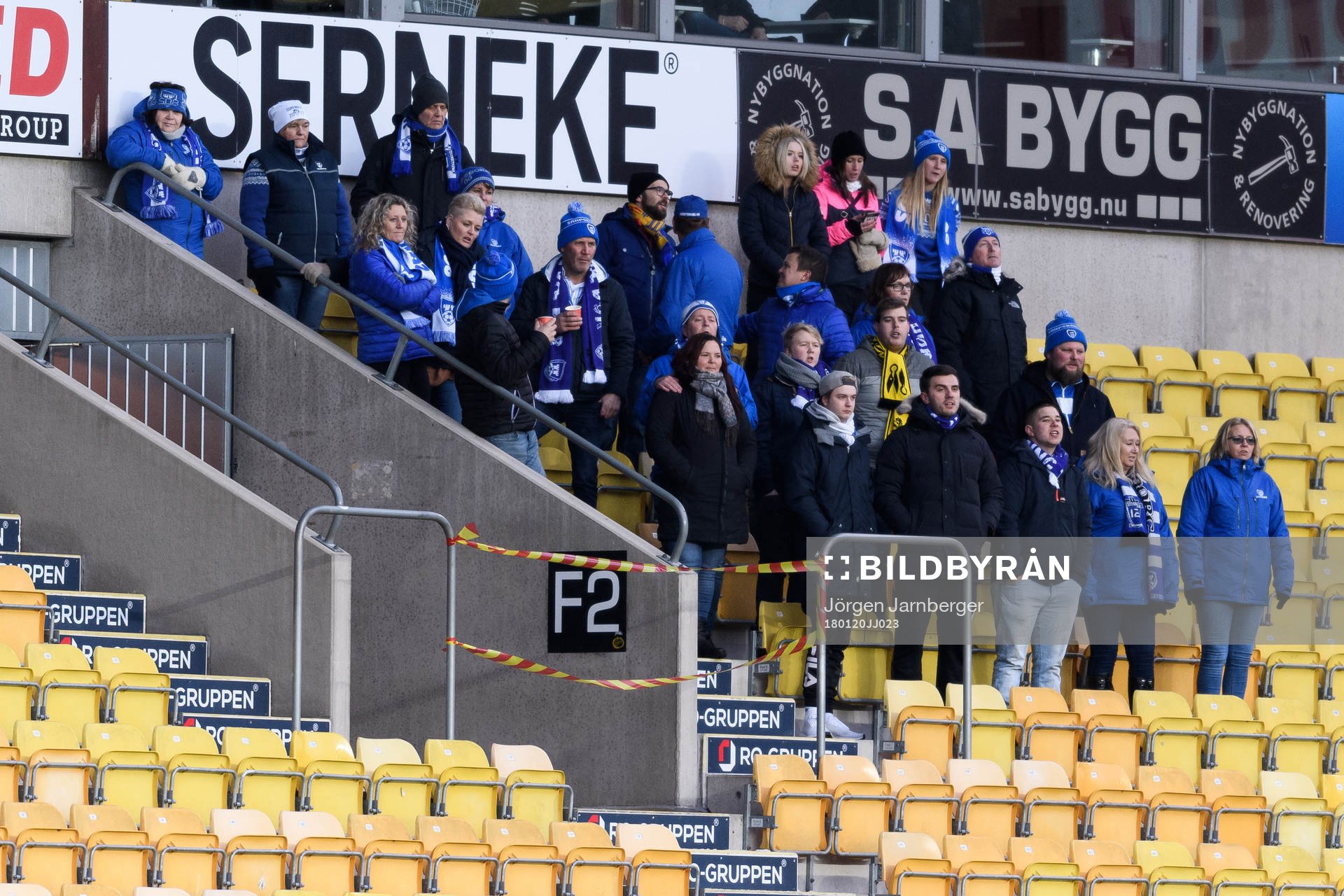 Sarpsborgs supportrar på ,läktaren
