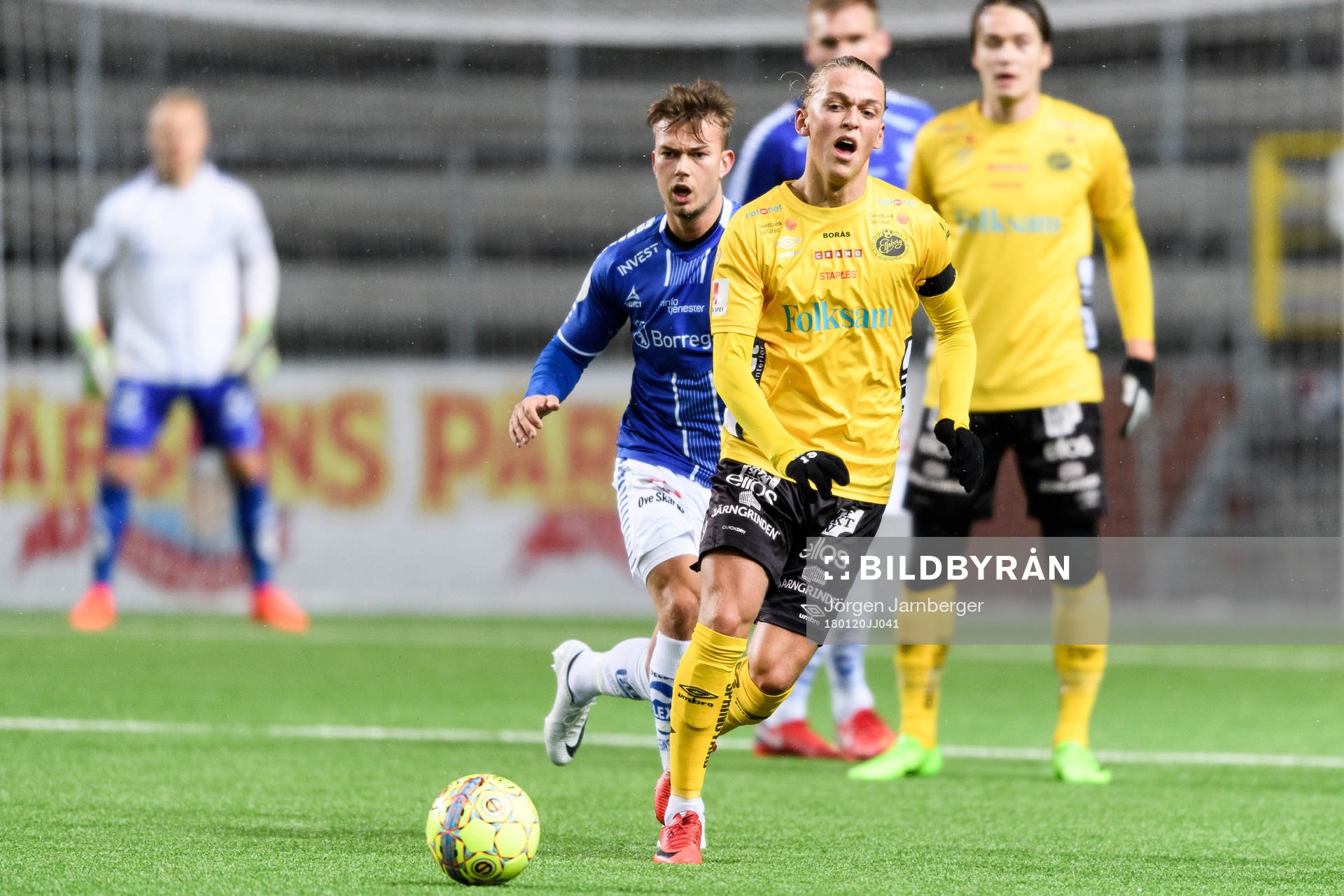 Elfsborgs Jesper Karlsson och Sarpsborgs Kristoffer Normann