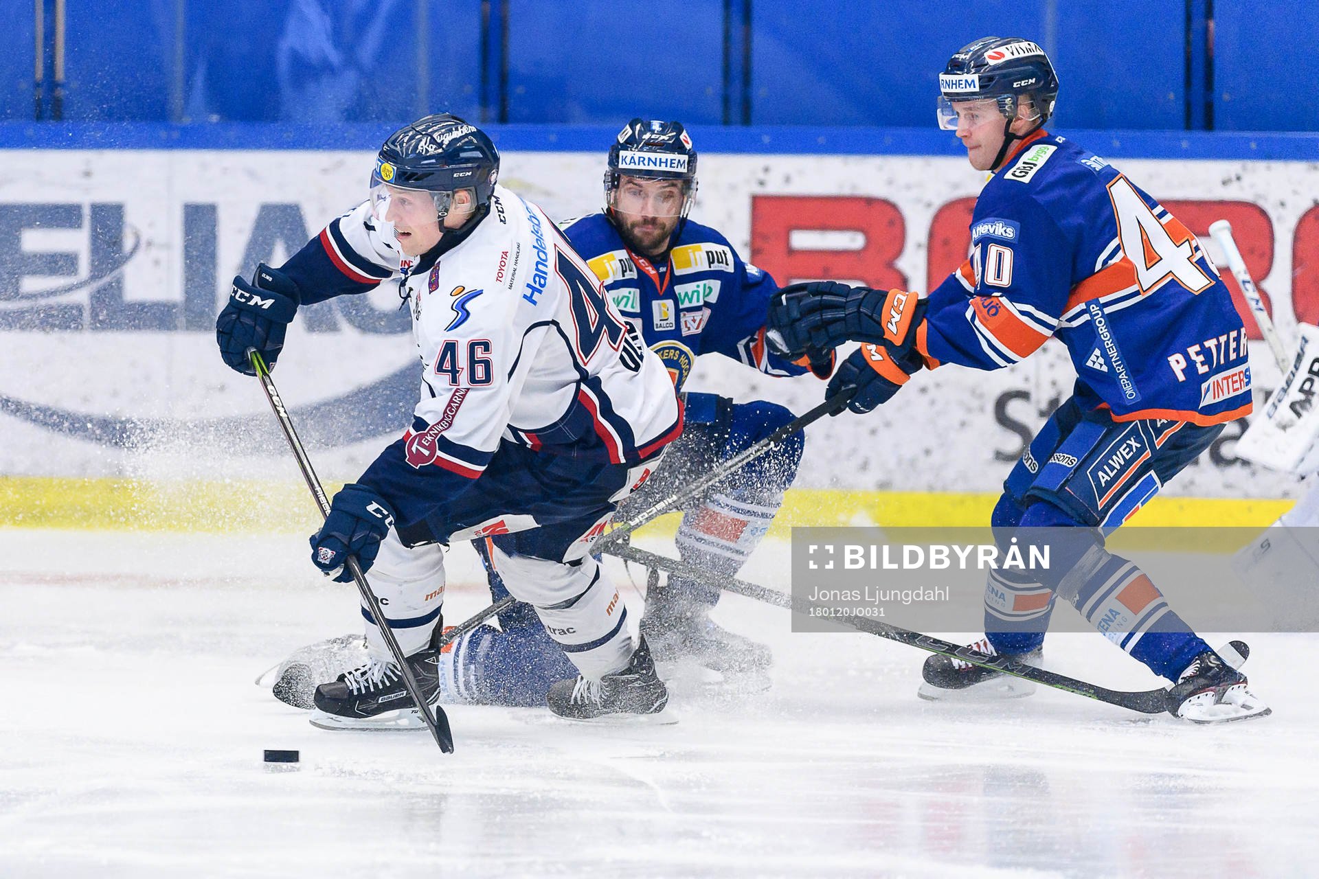 Linköpings Mathis Olimb och Växjös Noah Welch  och Elias