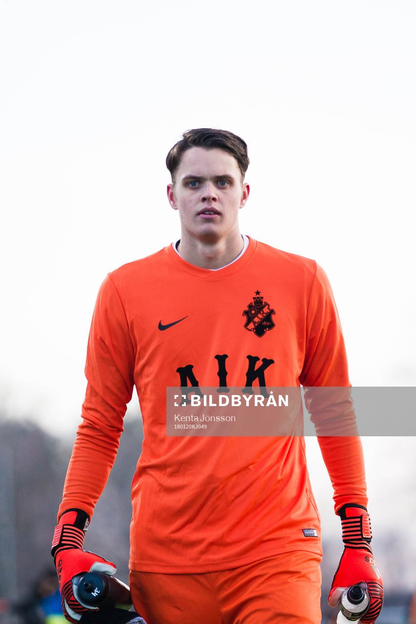 s målvakt Oscar Linnér