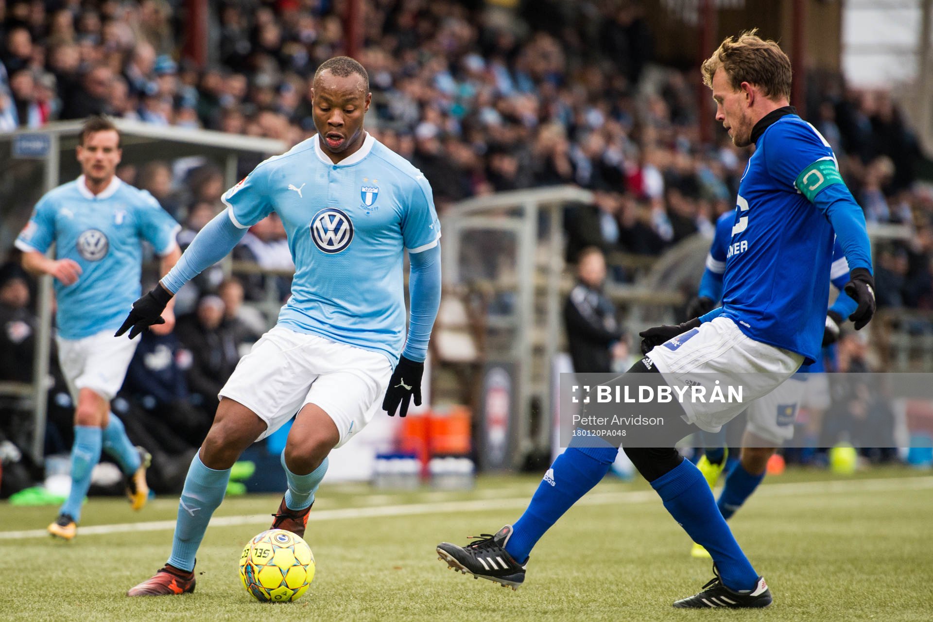 Malmö FFs Carlos Strandberg och Fremad Amager Mike